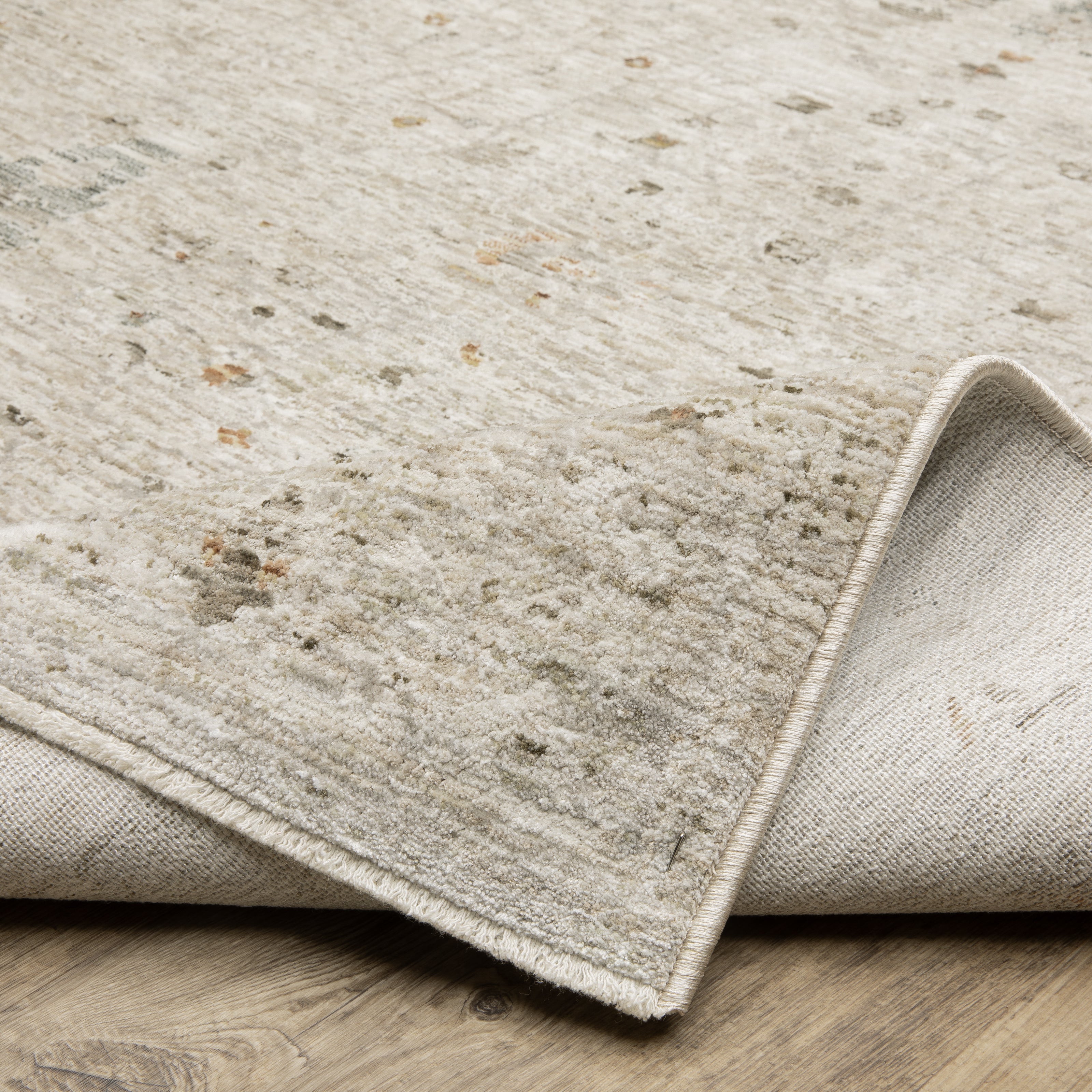 Oriental Weavers Avalon AVA01 Ivory/Beige Area Rug