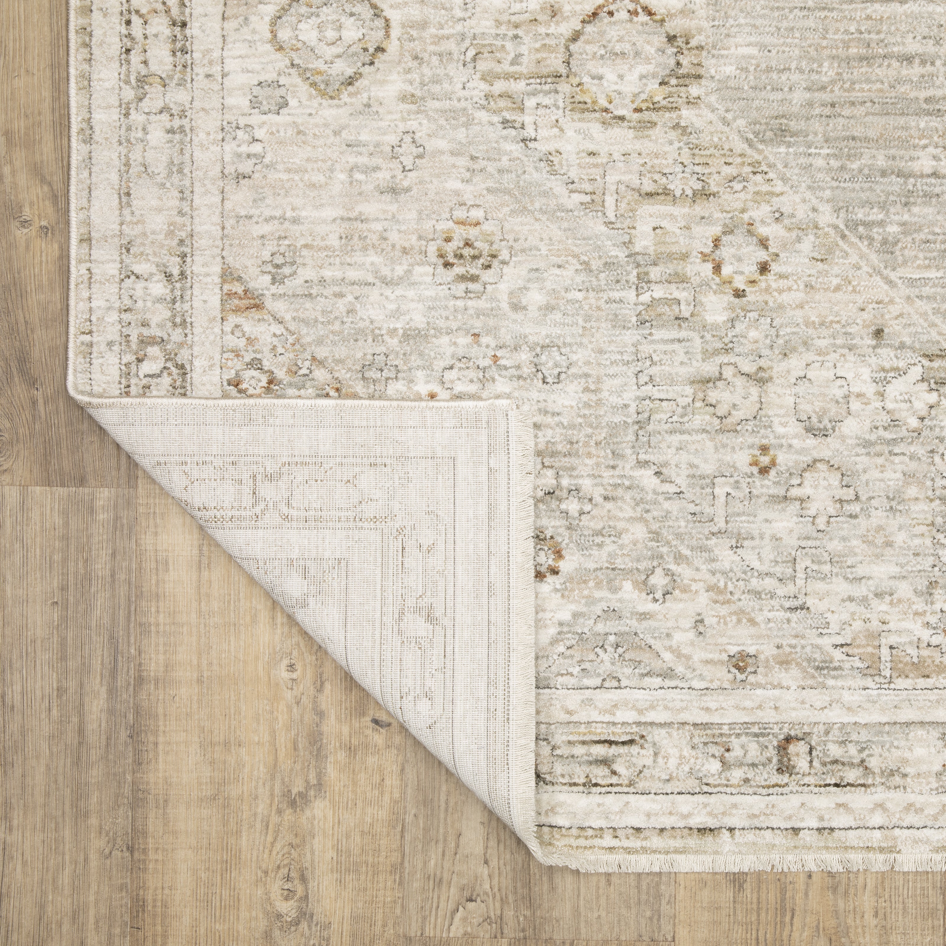 Oriental Weavers Avalon AVA06 Beige/Ivory Area Rug