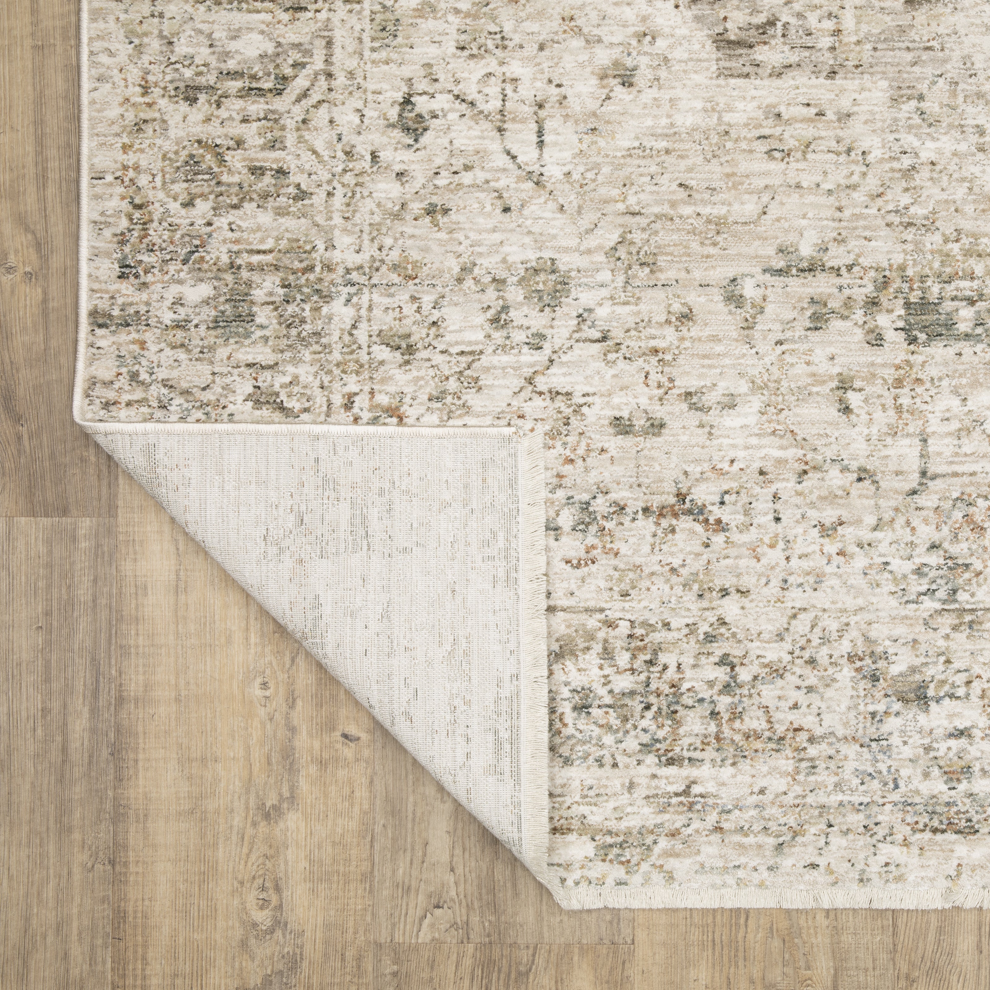 Oriental Weavers Avalon AVA08 Beige/Grey Area Rug