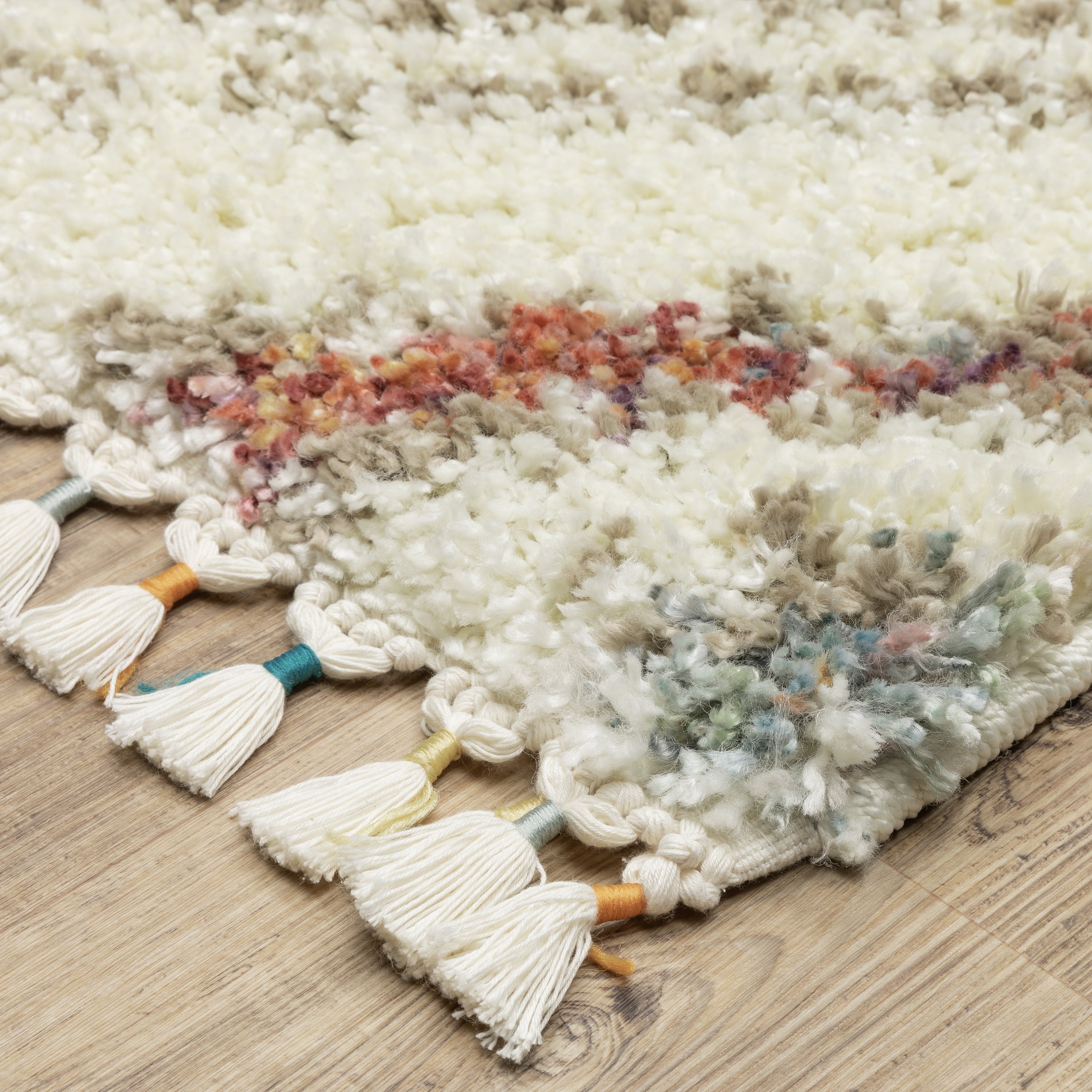 Oriental Weavers Axis AX07A Ivory/Multi Area Rug