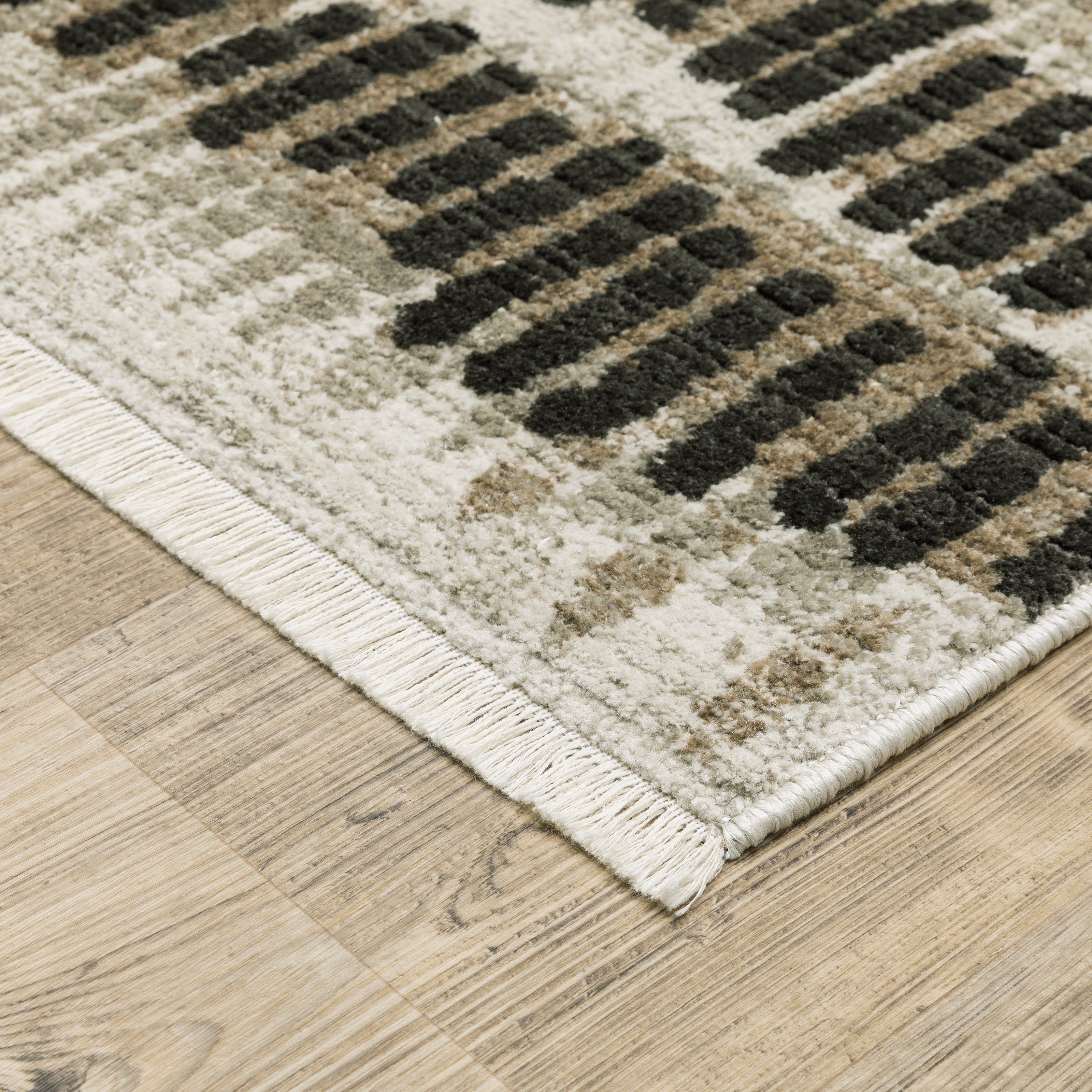 Oriental Weavers Bauer 8120D Beige/Charcoal Area Rug