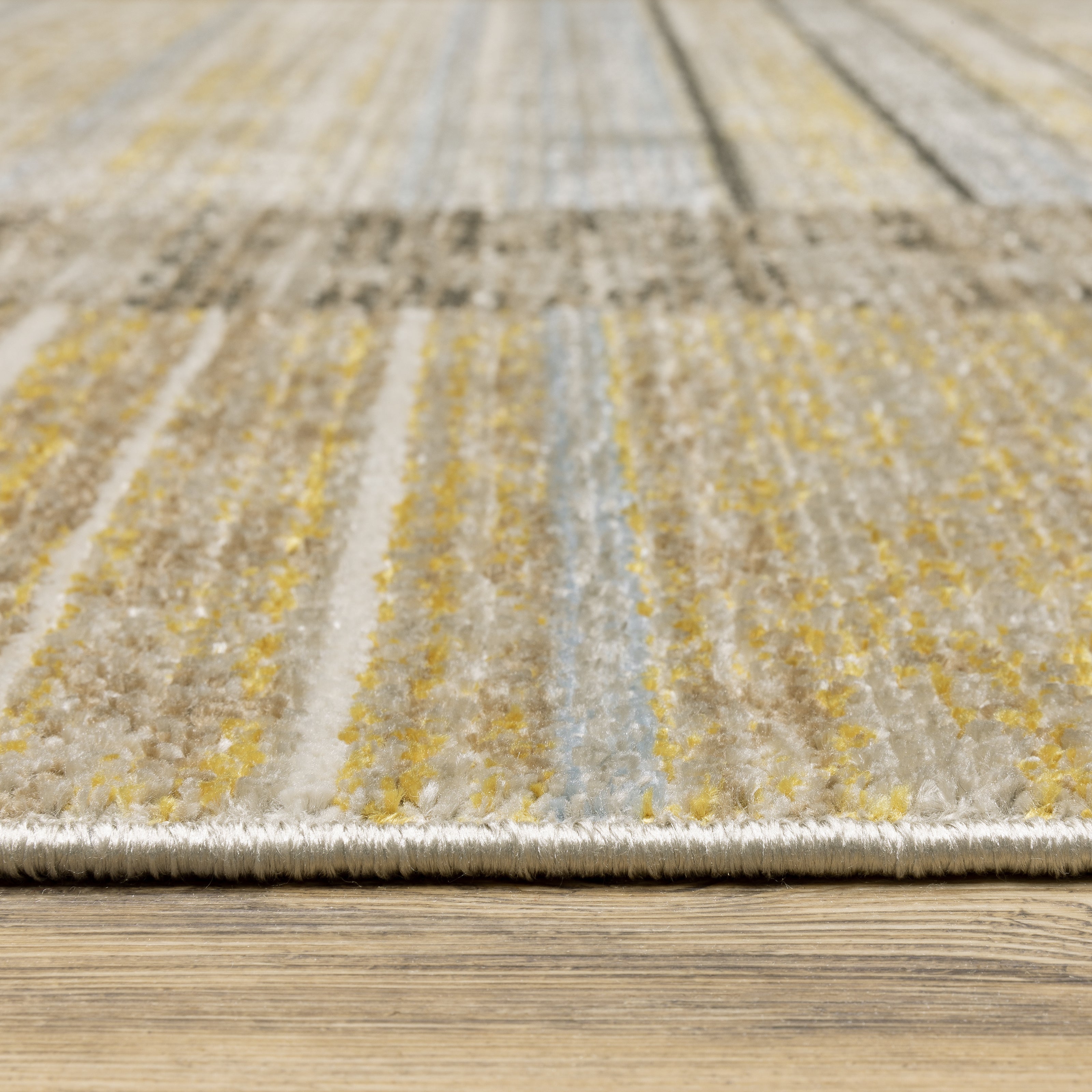 Oriental Weavers Bauer 90N Beige/Charcoal Area Rug