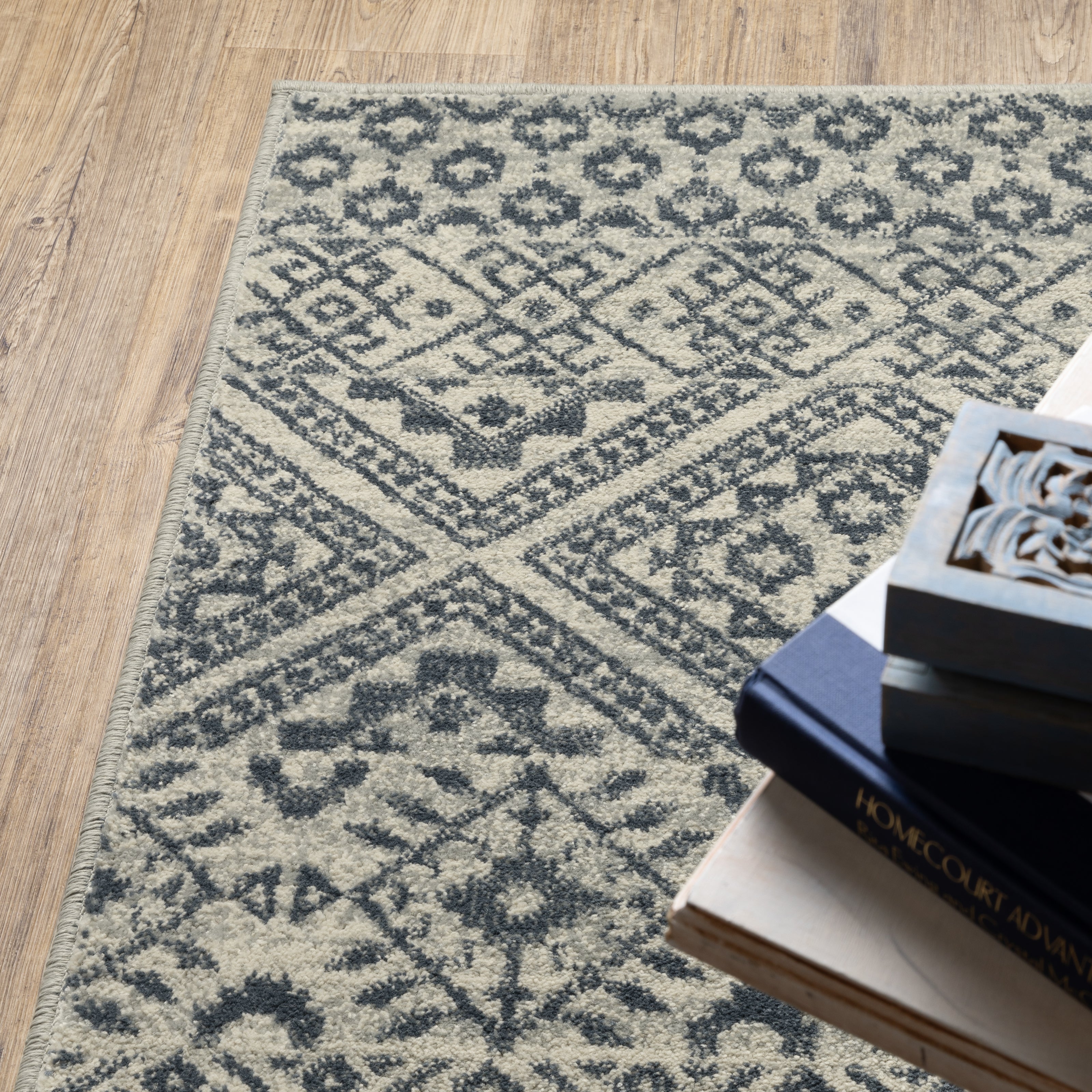 Oriental Weavers Branson BR02A Blue/Beige Area Rug