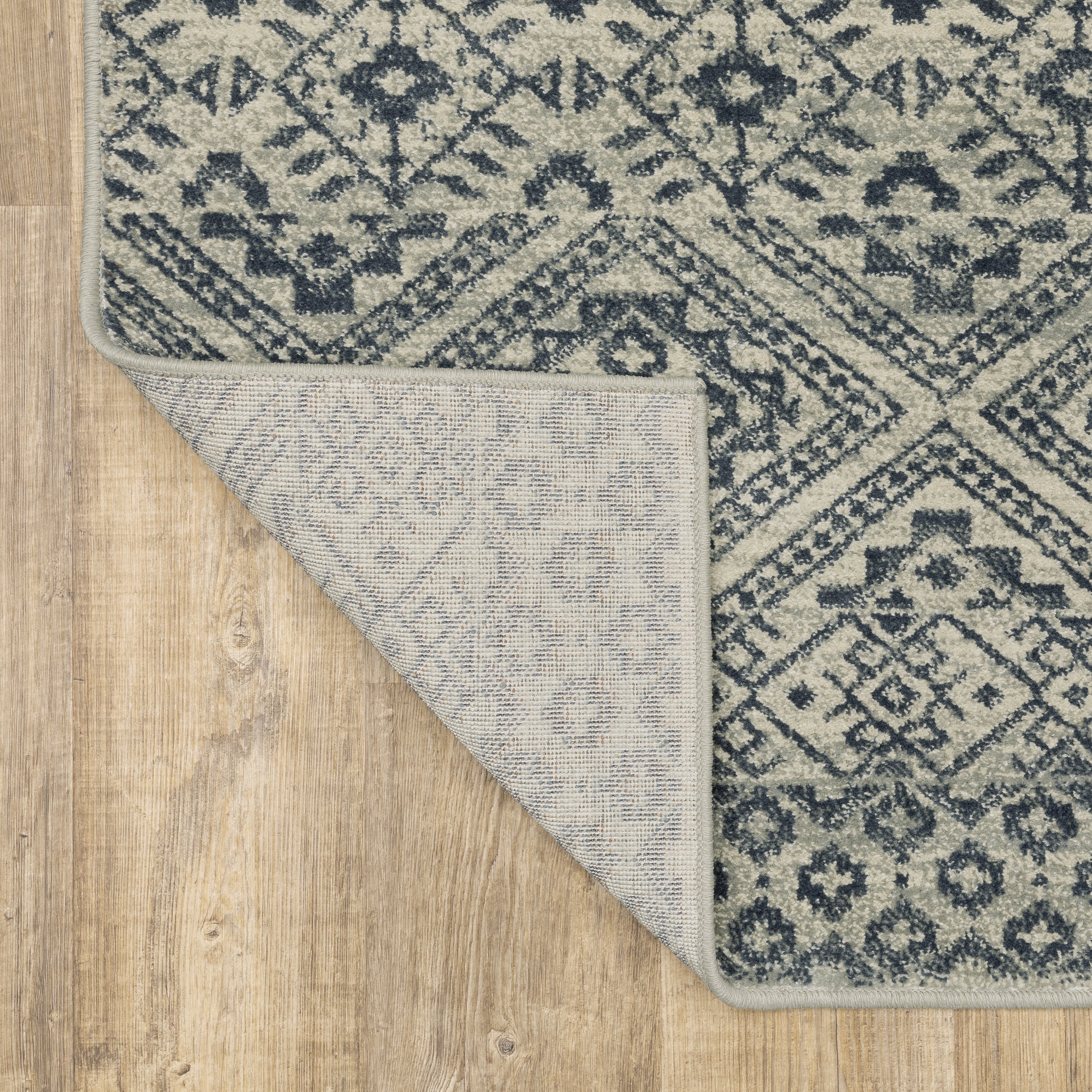 Oriental Weavers Branson BR02A Blue/Beige Area Rug