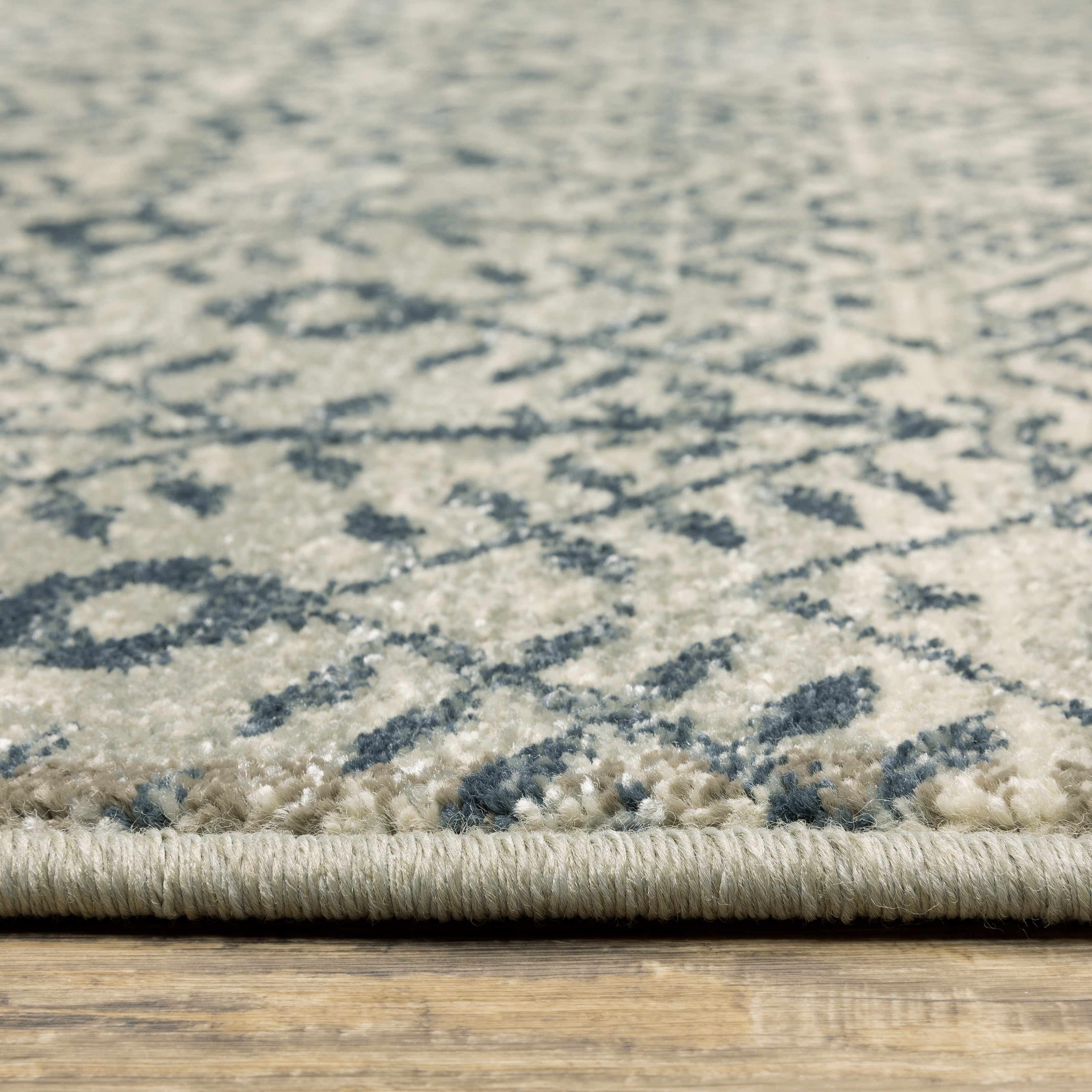Oriental Weavers Branson BR02A Blue/Beige Area Rug