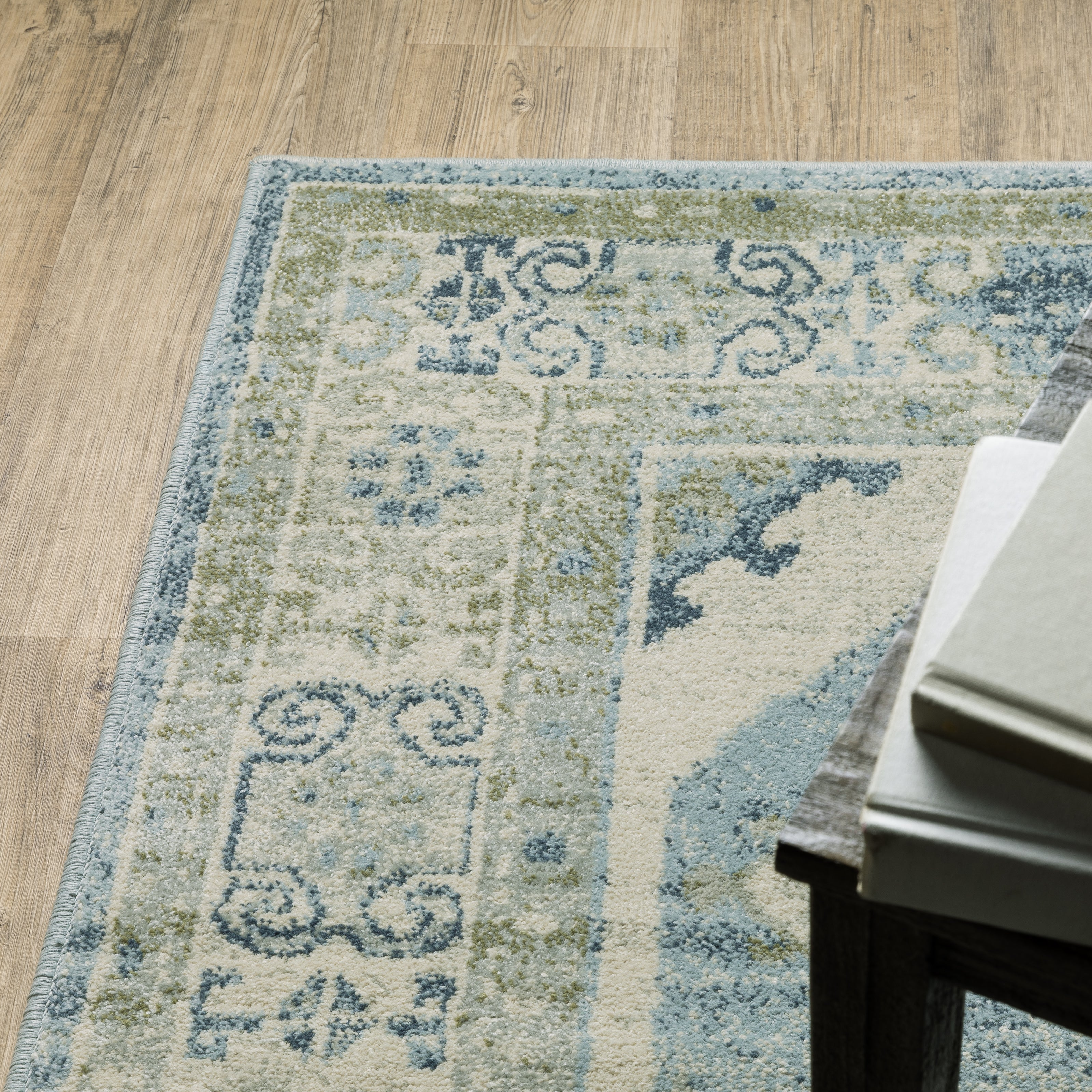 Oriental Weavers Branson BR03A Blue/Beige Area Rug
