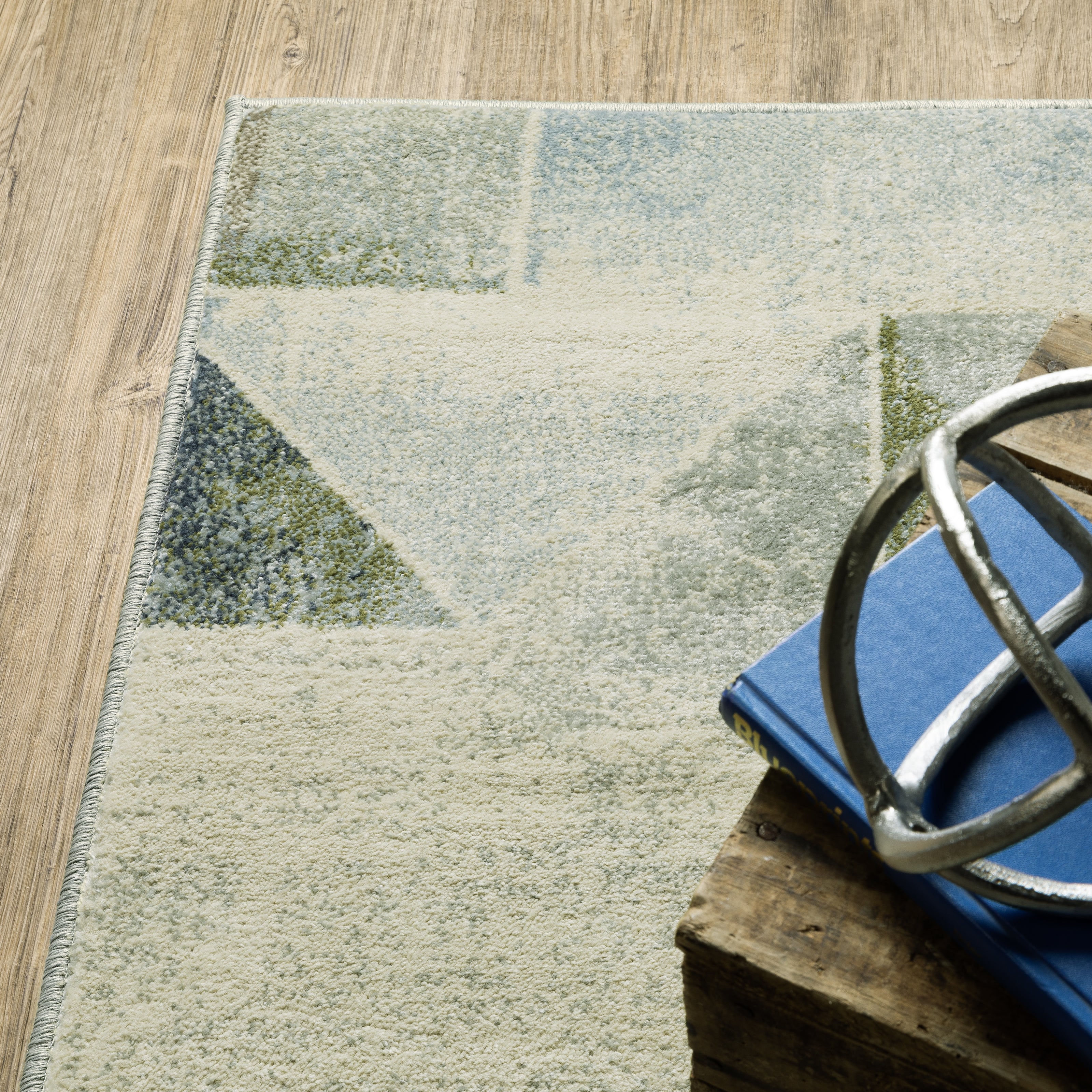 Oriental Weavers Branson BR10A Blue/Green Area Rug