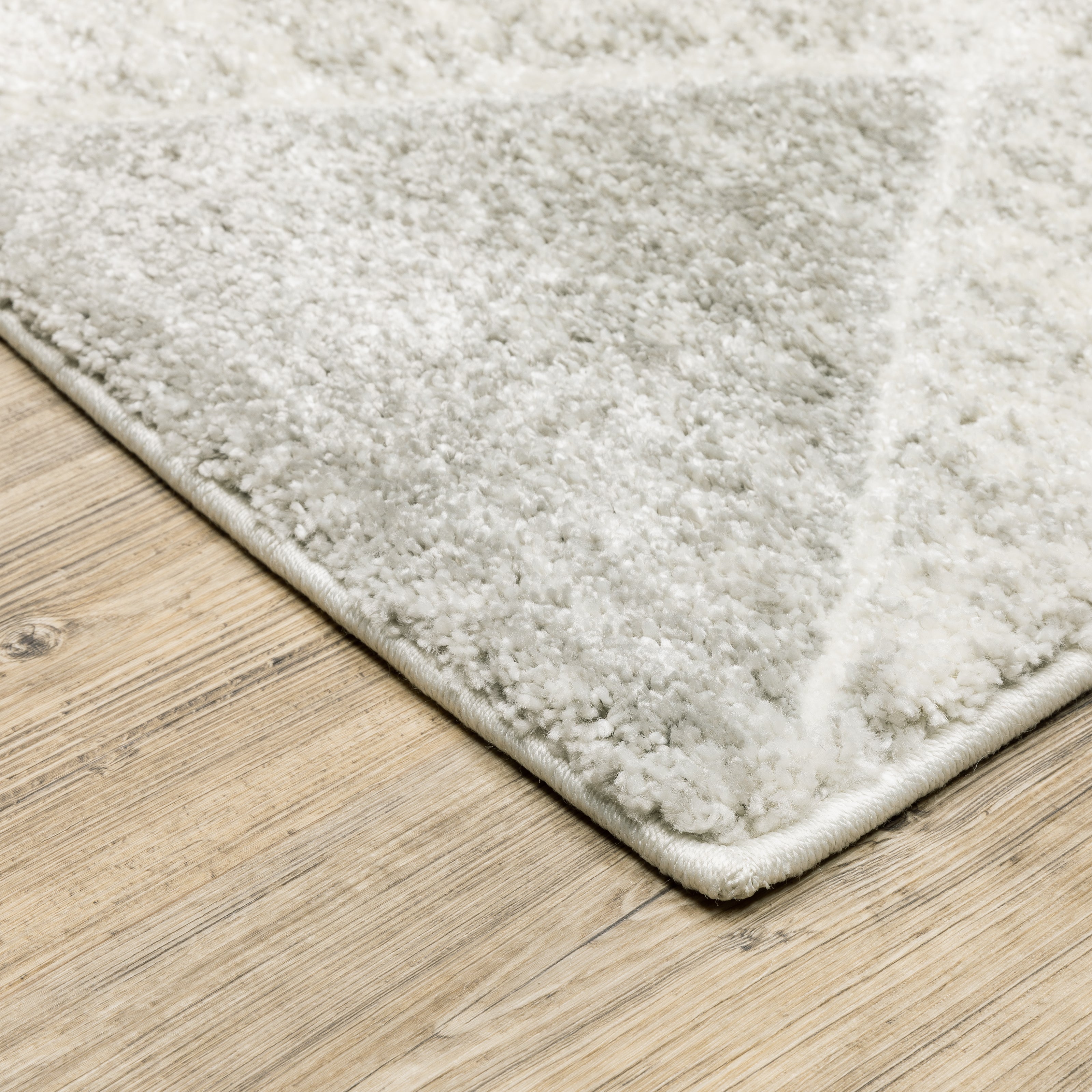 Oriental Weavers Cambria 5W Grey/Ivory Area Rug
