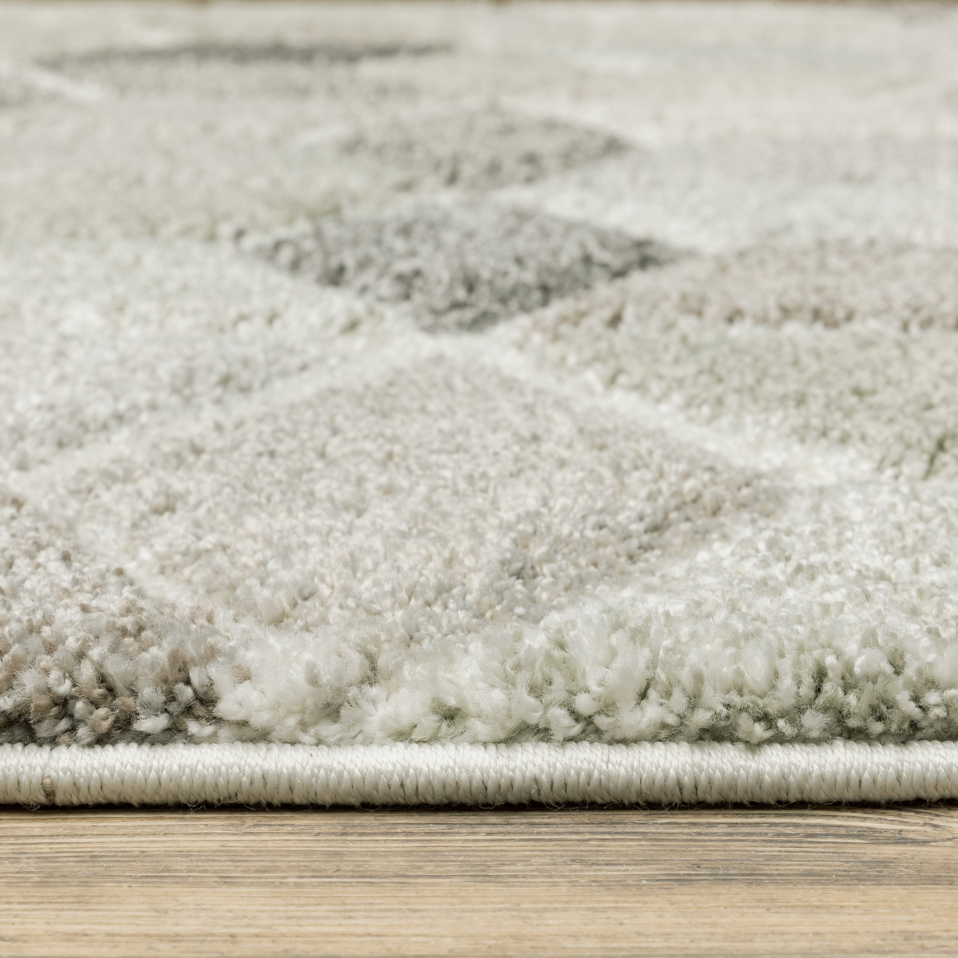 Oriental Weavers Cambria 83J Ivory/Multi Area Rug