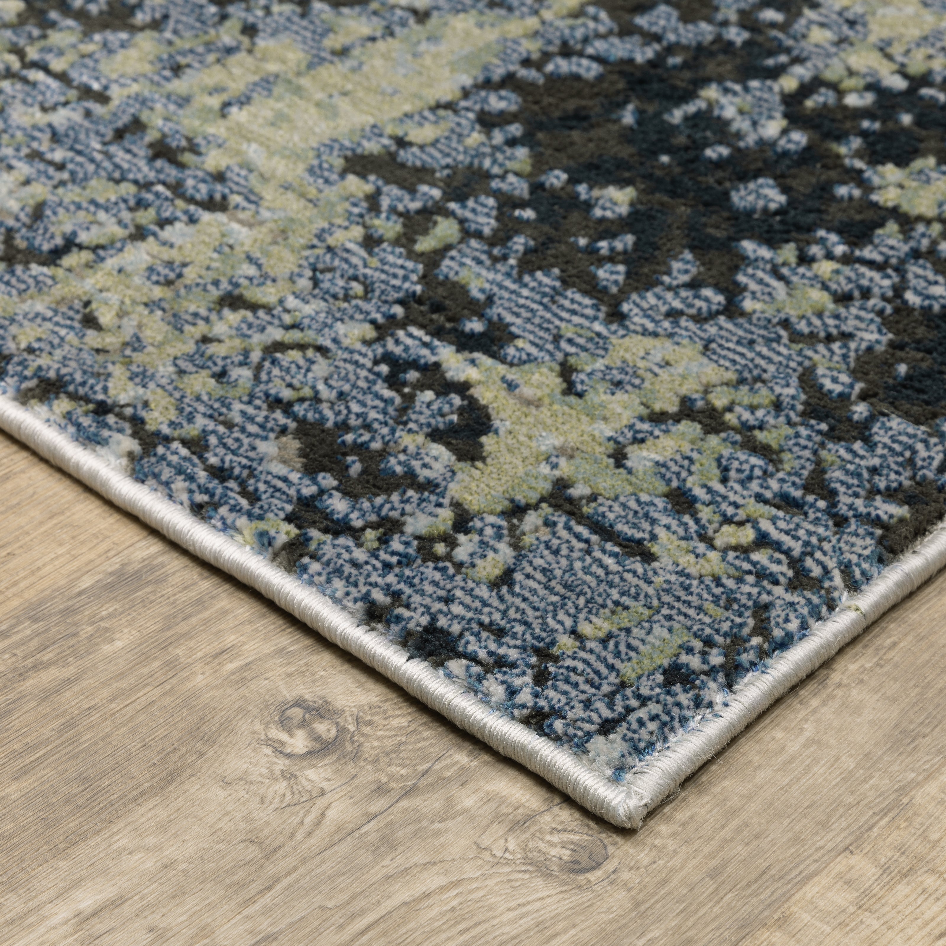 Oriental Weavers Caravan 5571H Blue/Green Area Rug