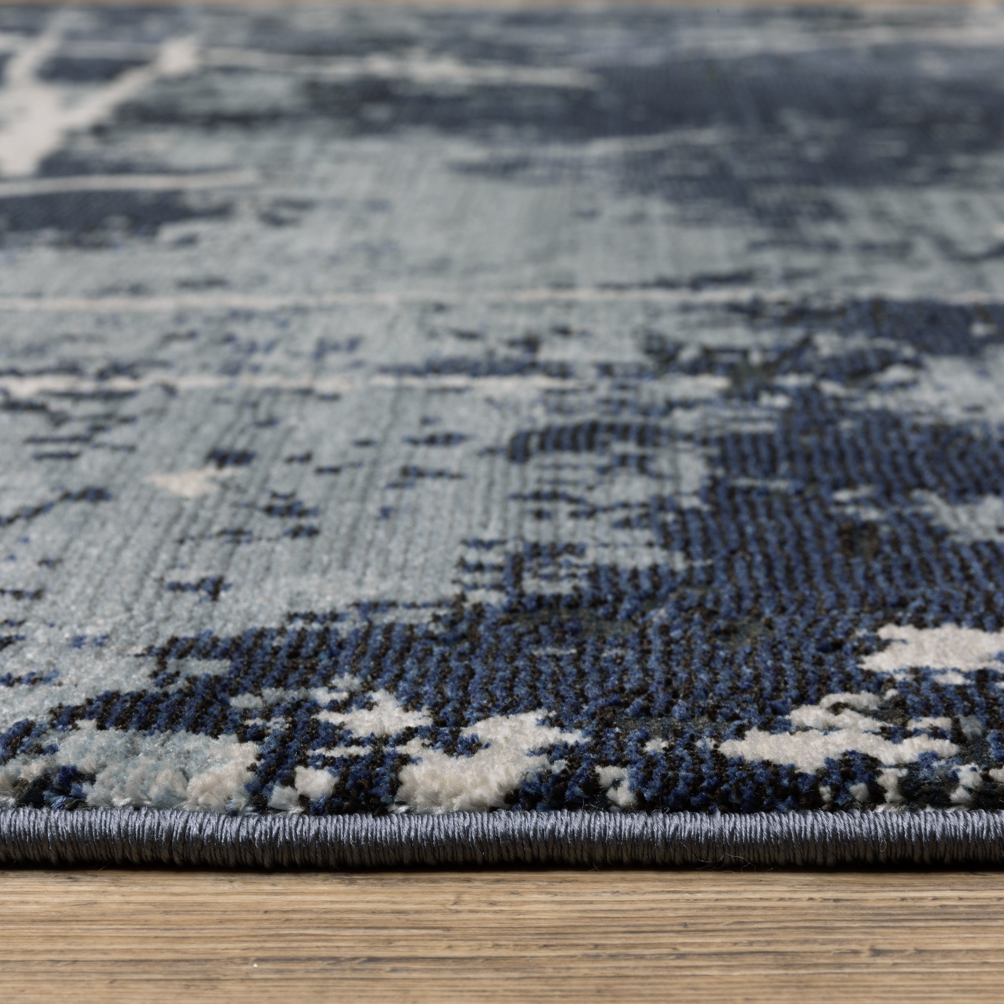 Oriental Weavers Caravan 7150B Blue/Blue Area Rug