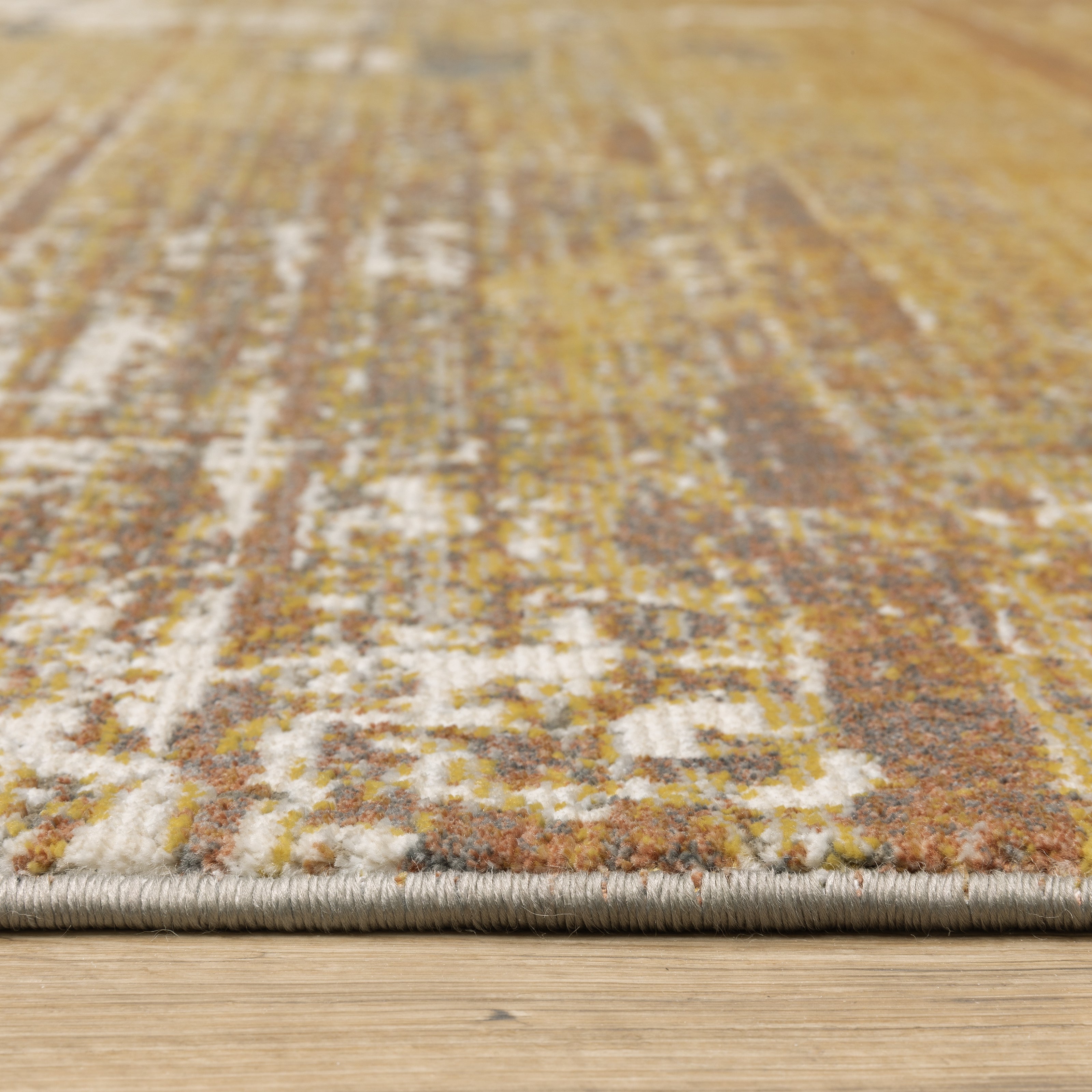 Oriental Weavers Caravan 8020X Gold/Beige Area Rug