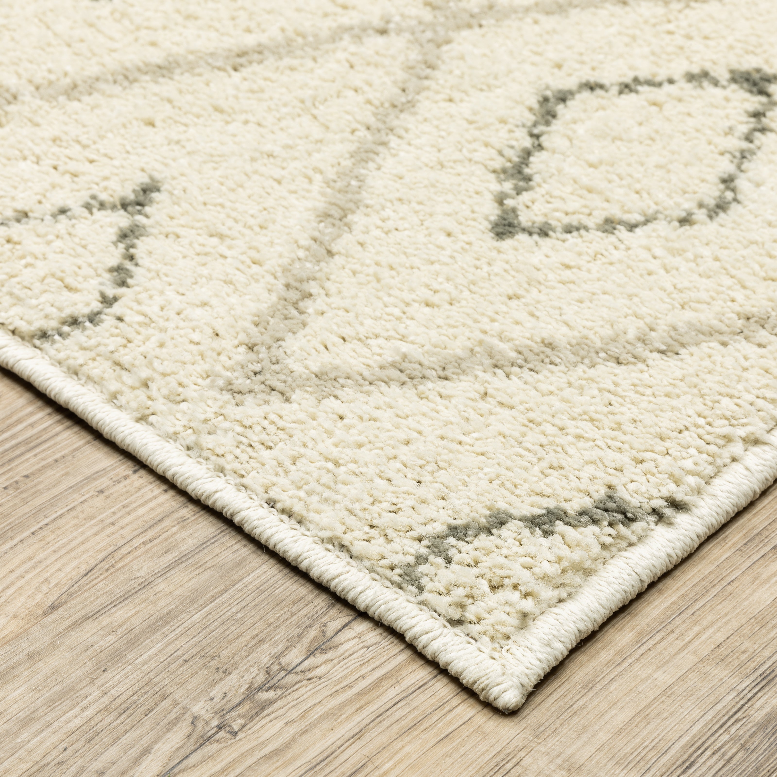Oriental Weavers Carson 3943G Ivory/Sand Area Rug
