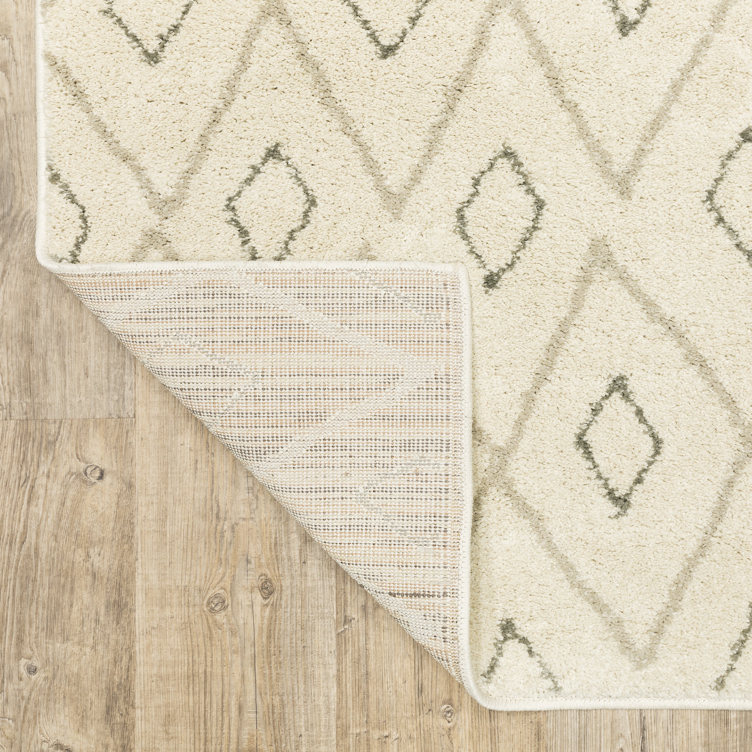 Oriental Weavers Carson 3943G Ivory/Sand Area Rug