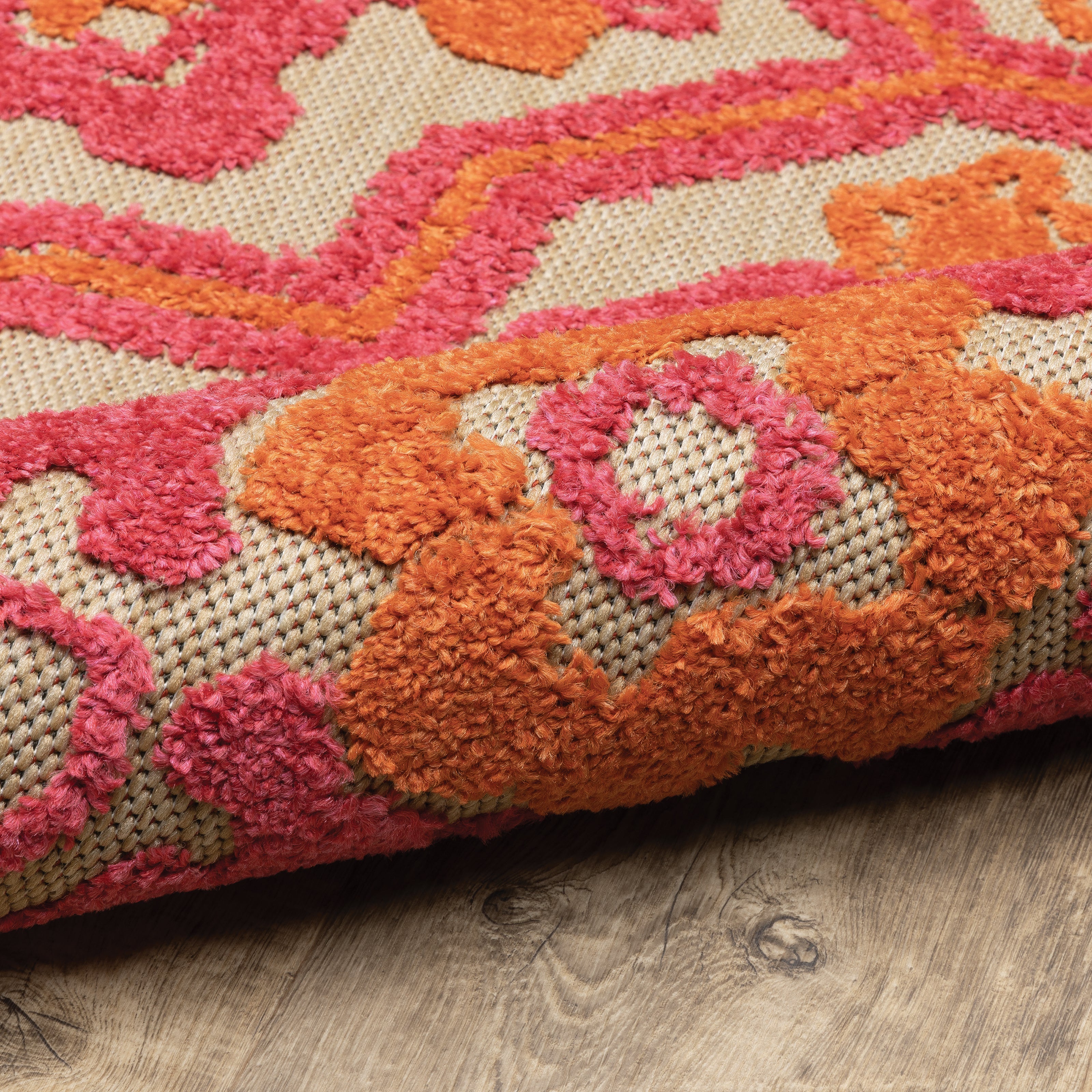 Oriental Weavers Cayman 2541V Sand/Pink Area Rug