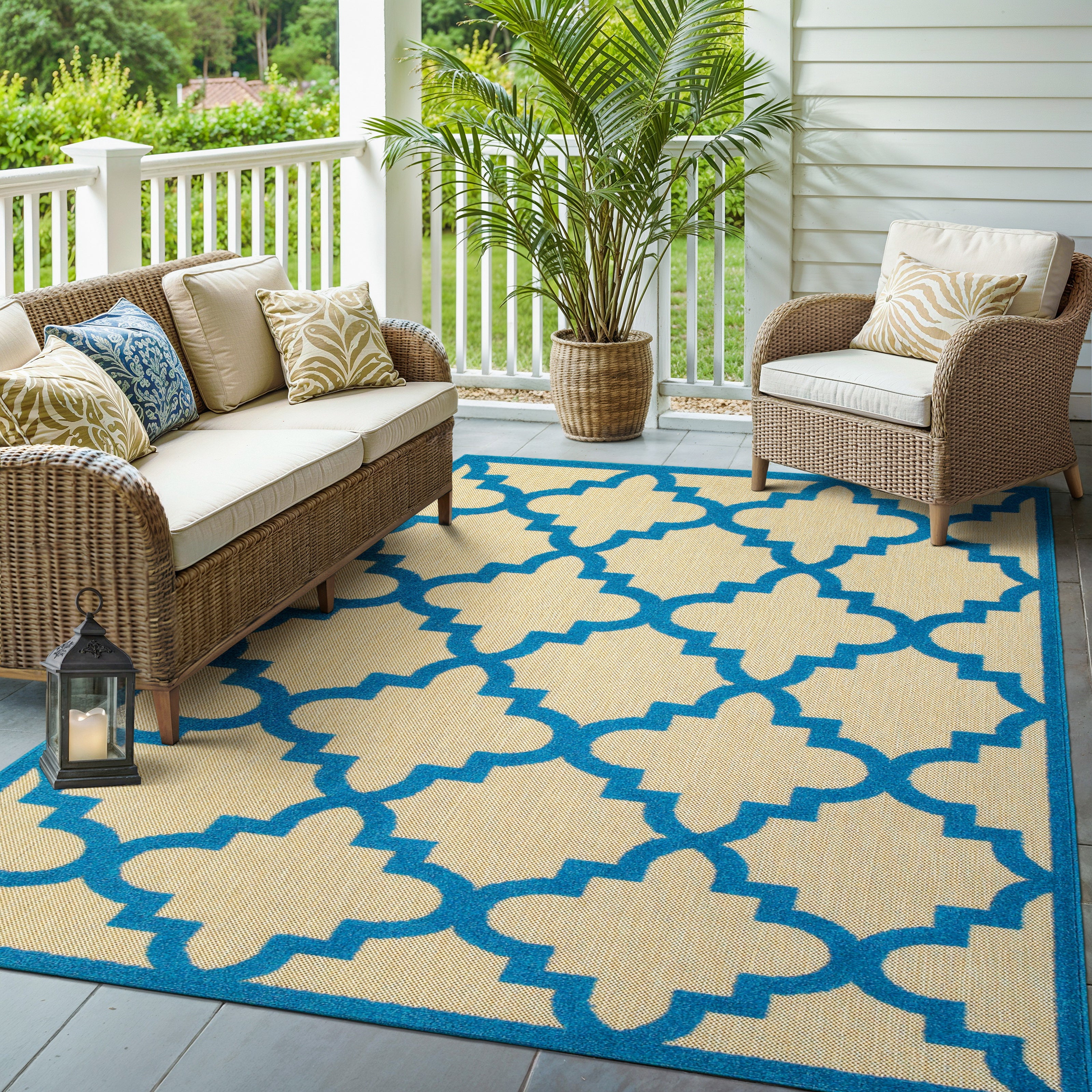Oriental Weavers Cayman 660L Sand/Blue Area Rug