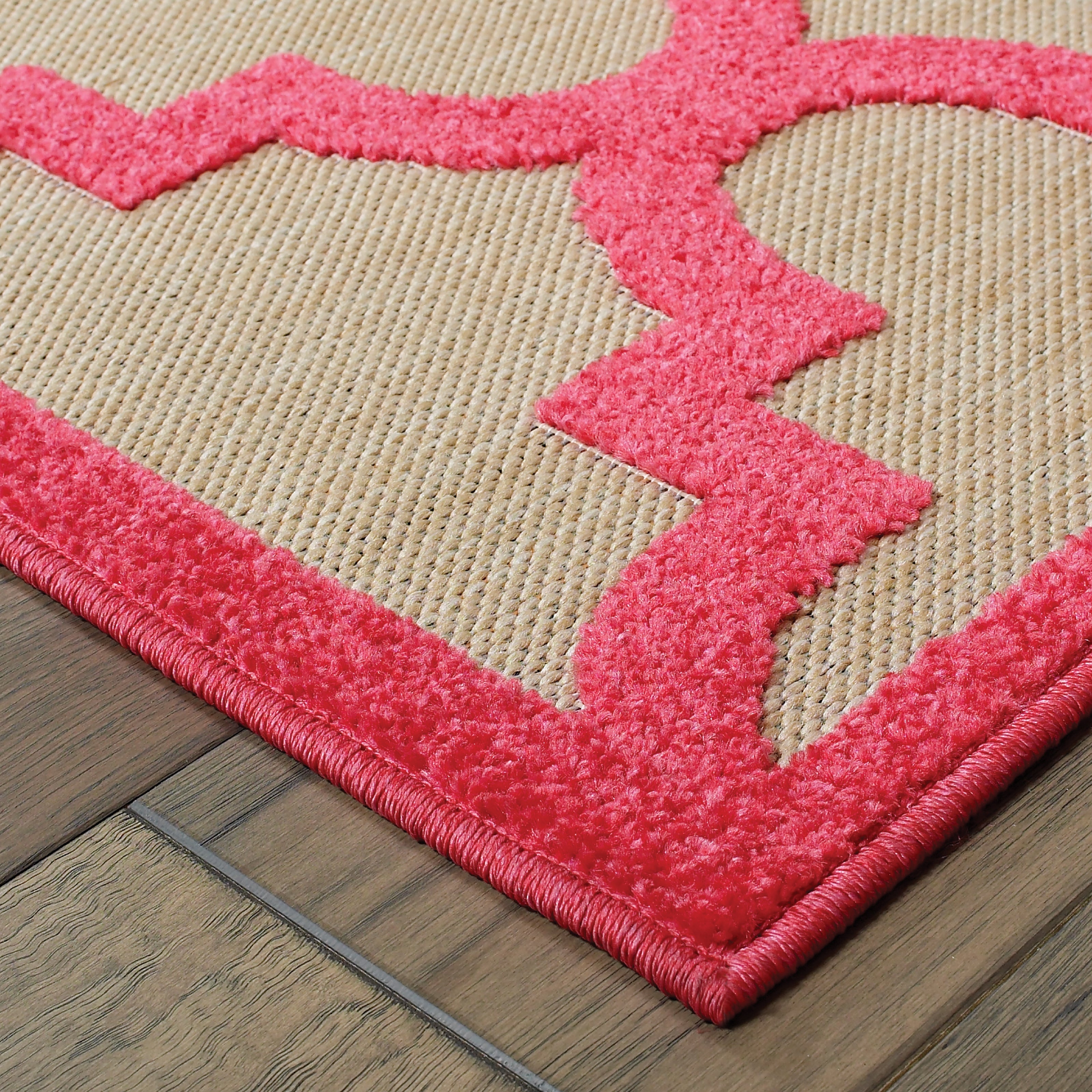 Oriental Weavers Cayman 660P Sand/Pink Area Rug