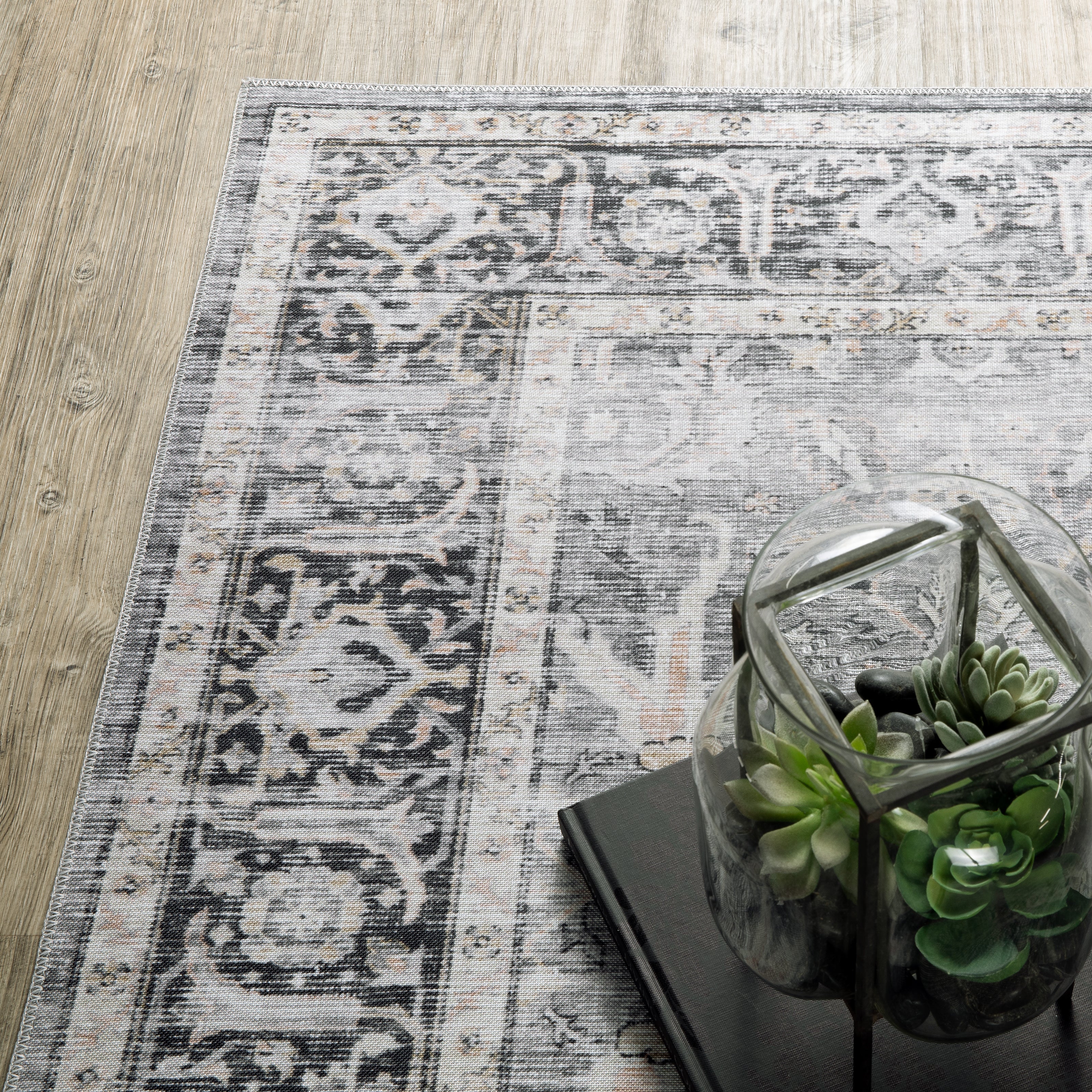 Oriental Weavers Charleston CHA07 Charcoal/Grey Area Rug