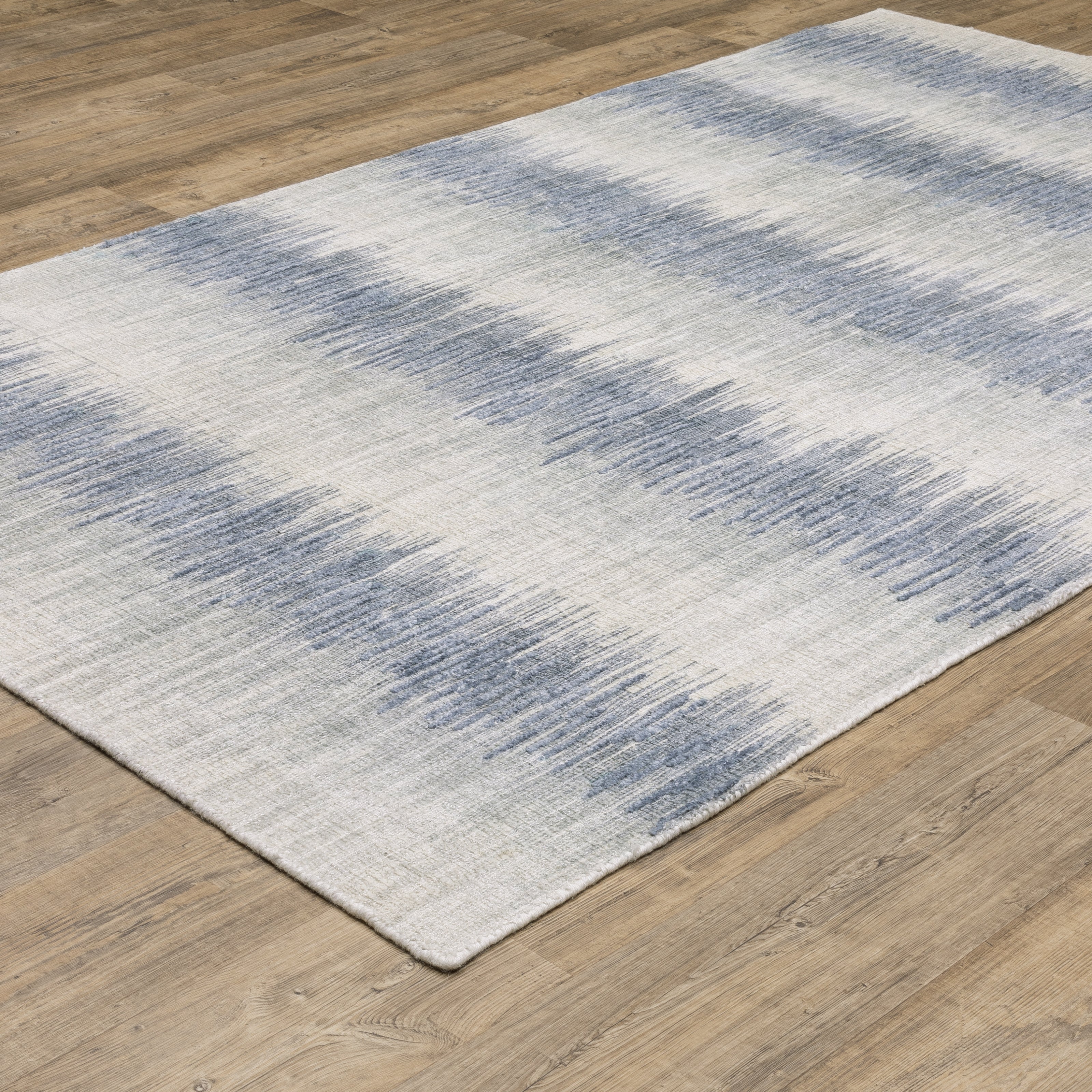 Oriental Weavers Clarke CLA06 Blue/Ivory Area Rug