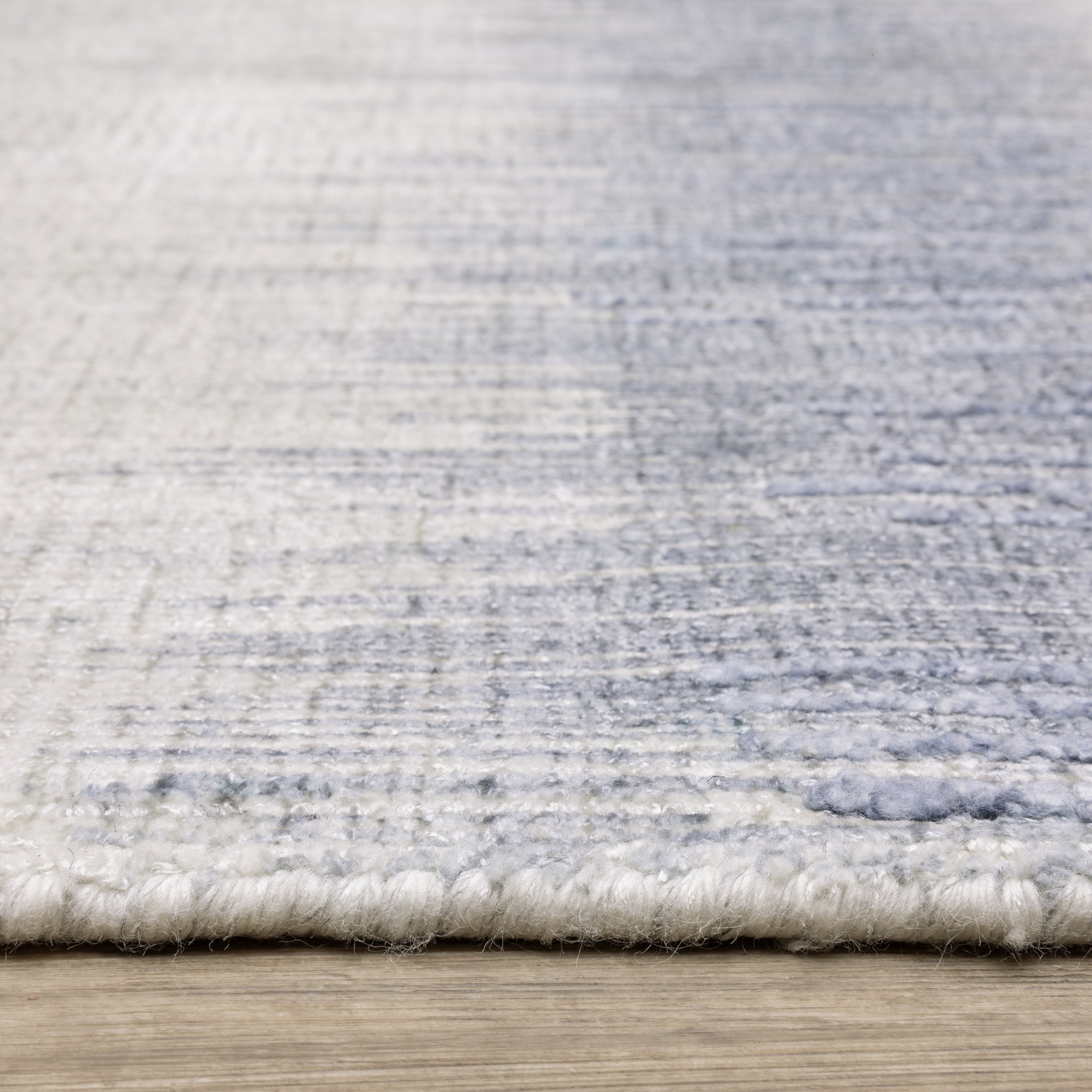 Oriental Weavers Clarke CLA06 Blue/Ivory Area Rug