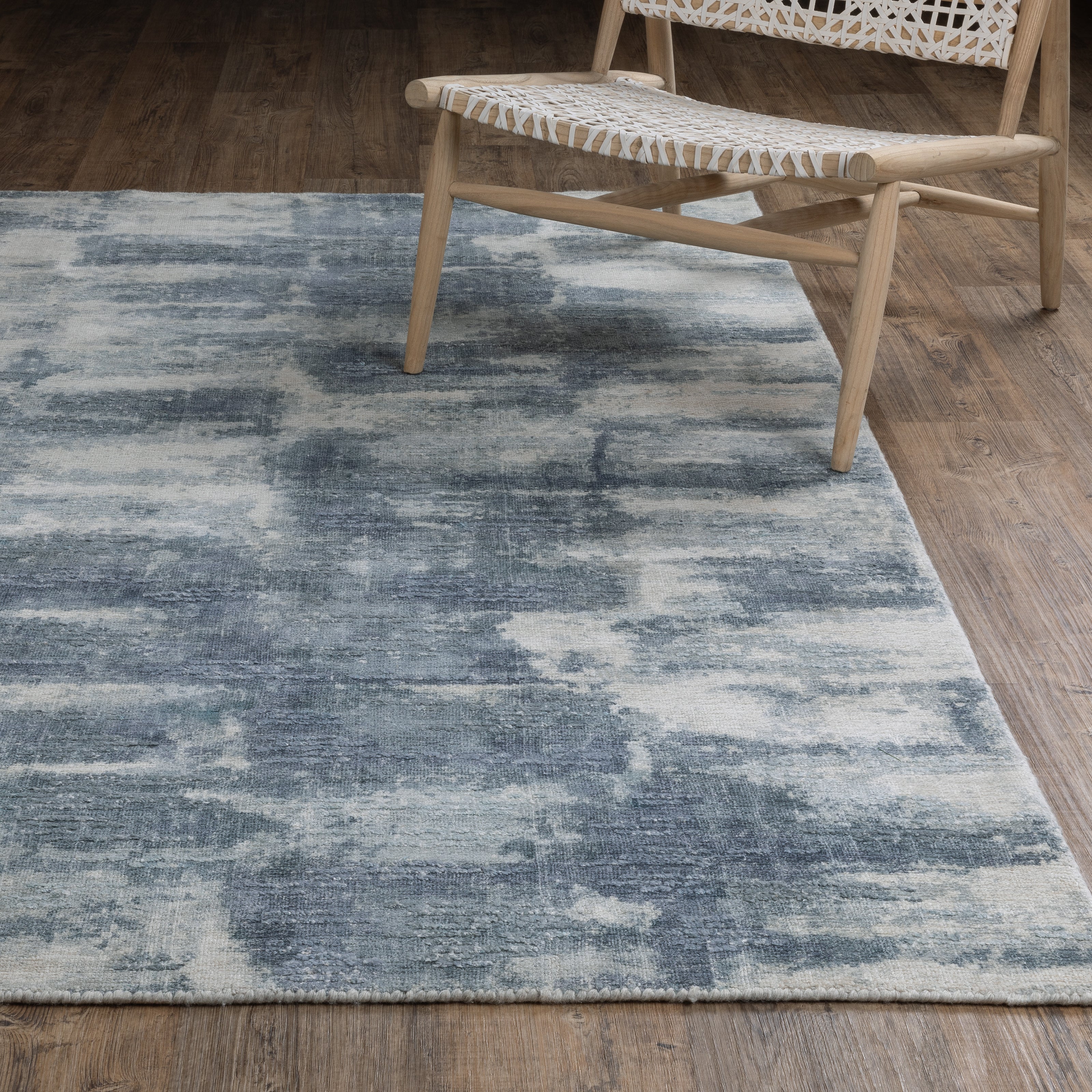 Oriental Weavers Clarke CLA07 Blue/Ivory Area Rug
