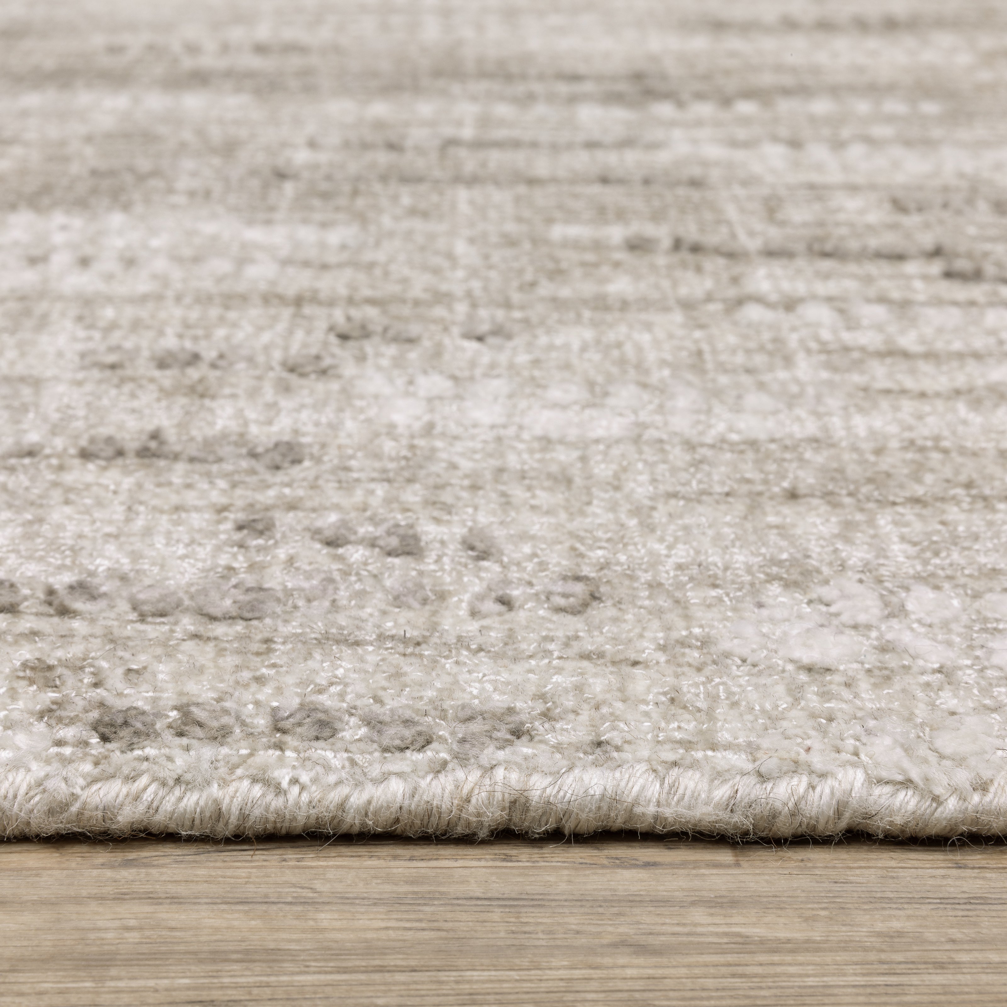 Oriental Weavers Clarke CLA08 Beige/Brown Area Rug