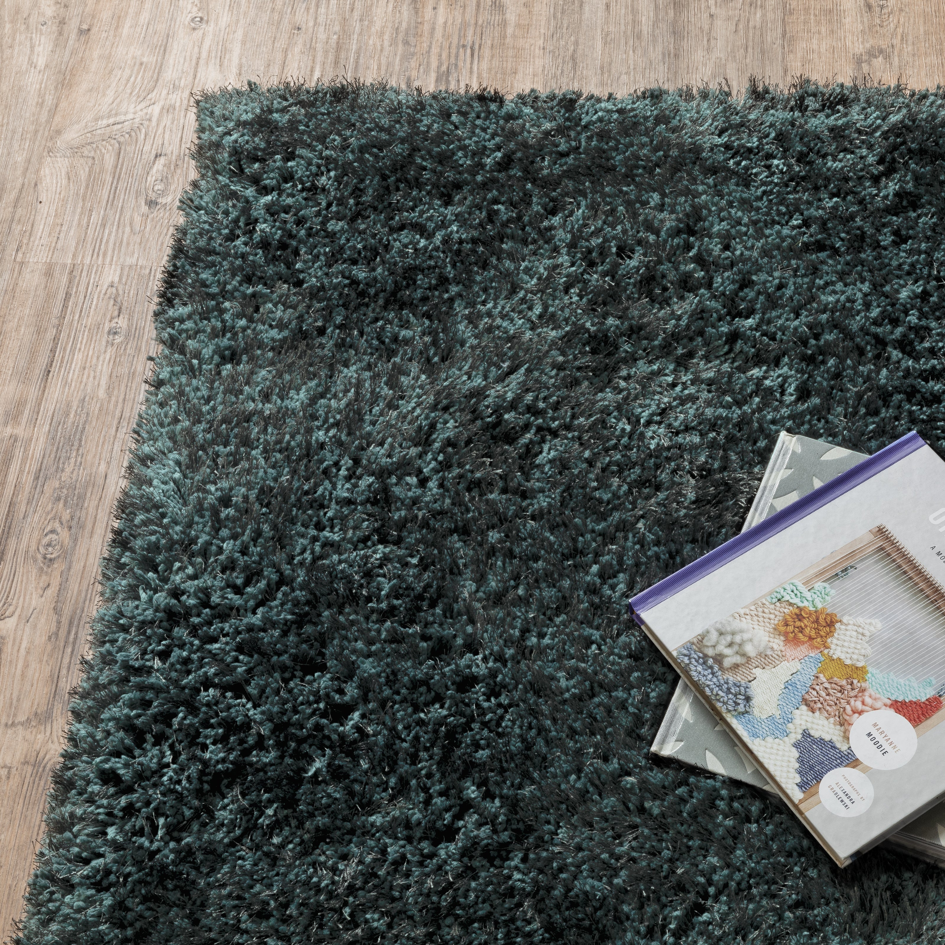 Oriental Weavers Cosmo 81102 Midnight/Midnight Area Rug