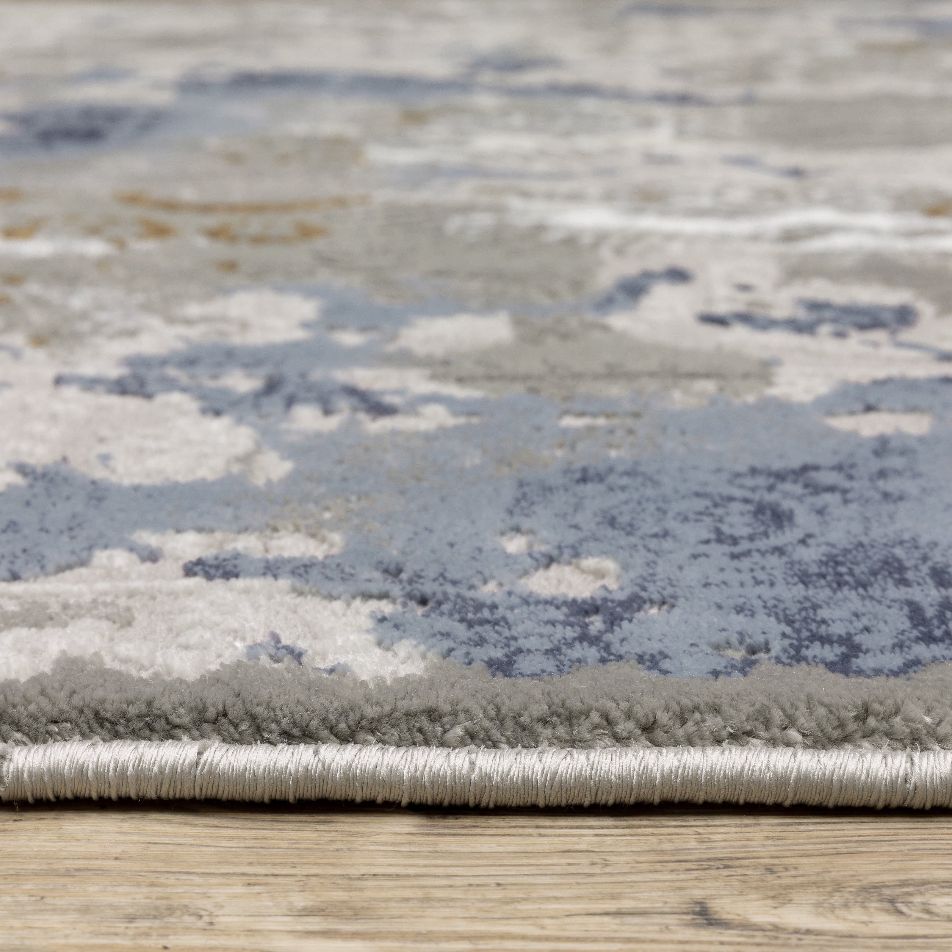 Oriental Weavers Easton 3313Q Beige/Blue Area Rug