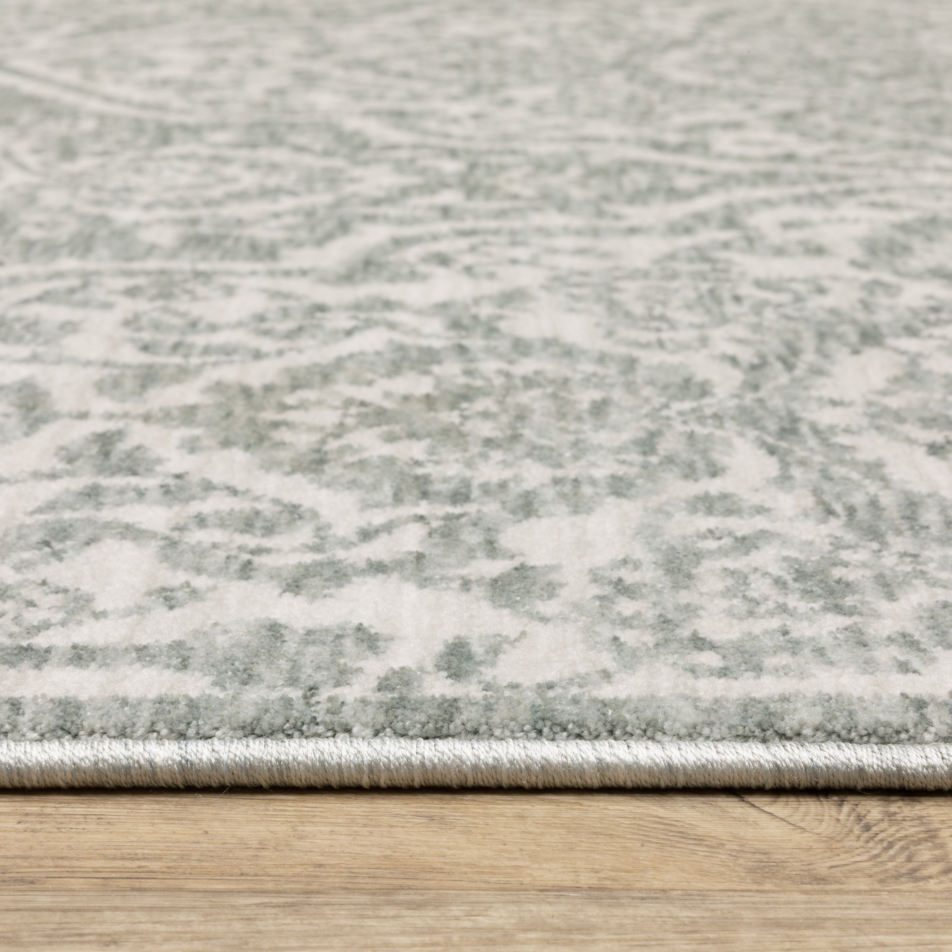 Oriental Weavers Echo ECH02 Green/Ivory Area Rug