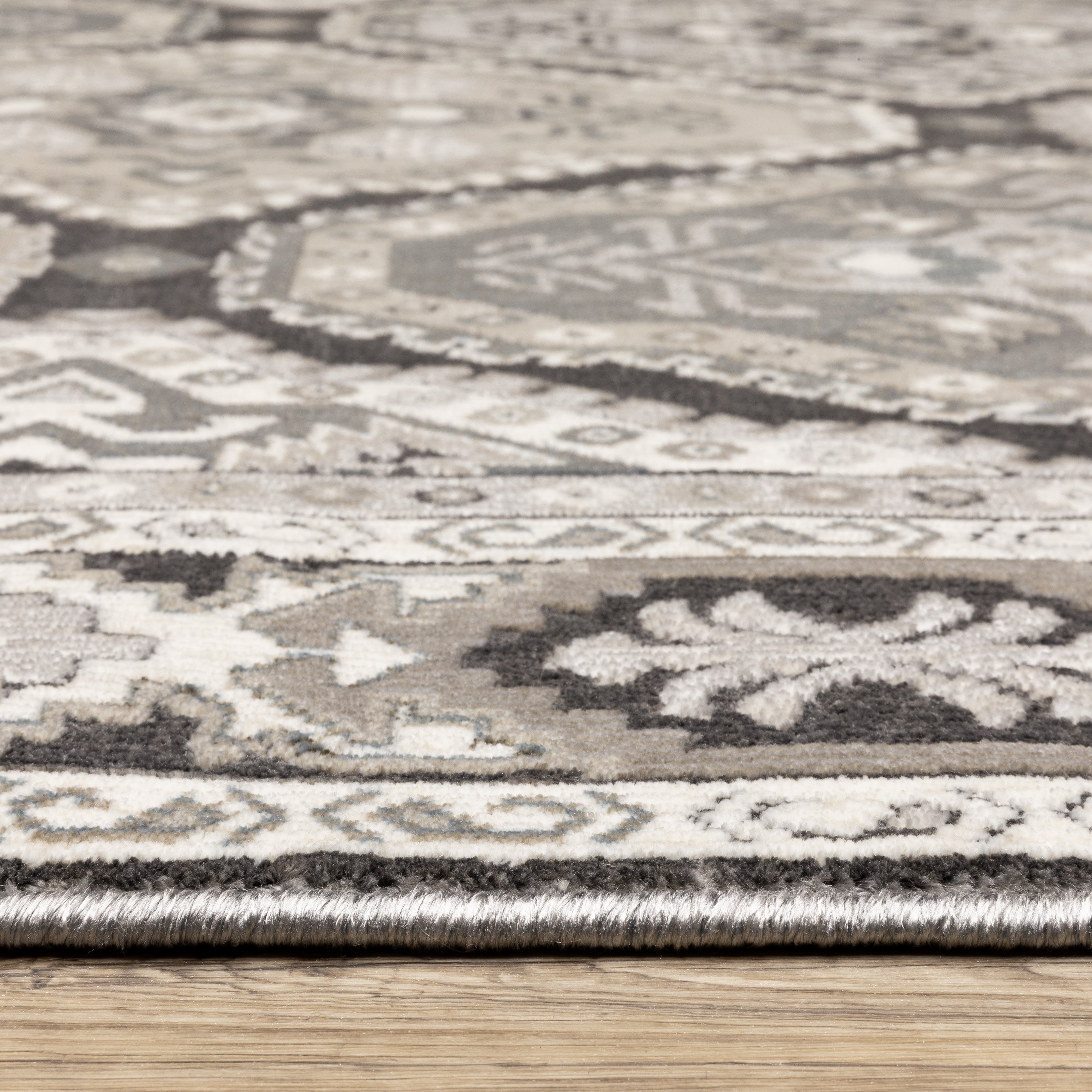 Oriental Weavers Ellington ELL04 Grey/Grey Area Rug