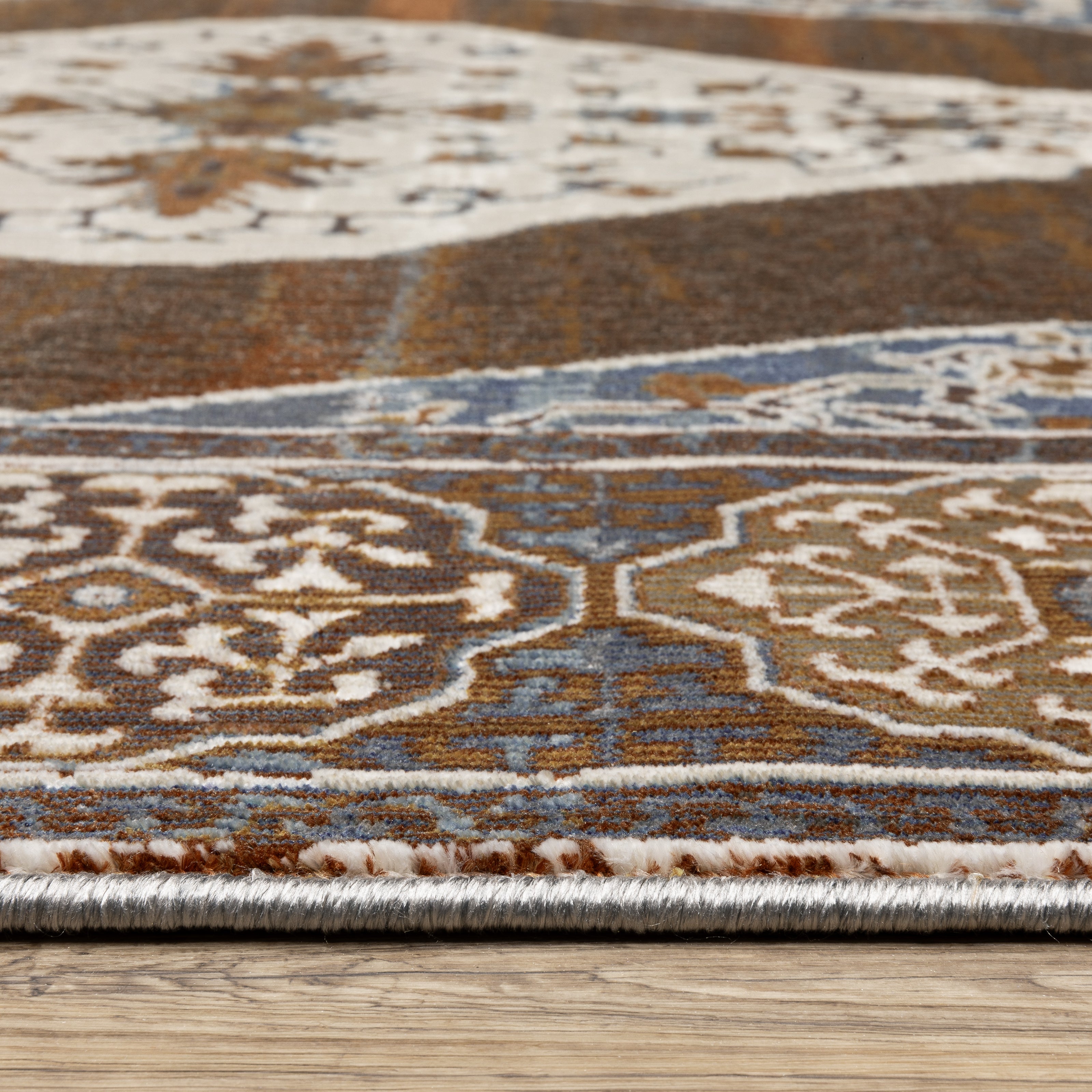 Oriental Weavers Ellington ELL06 Rust/Blue Area Rug