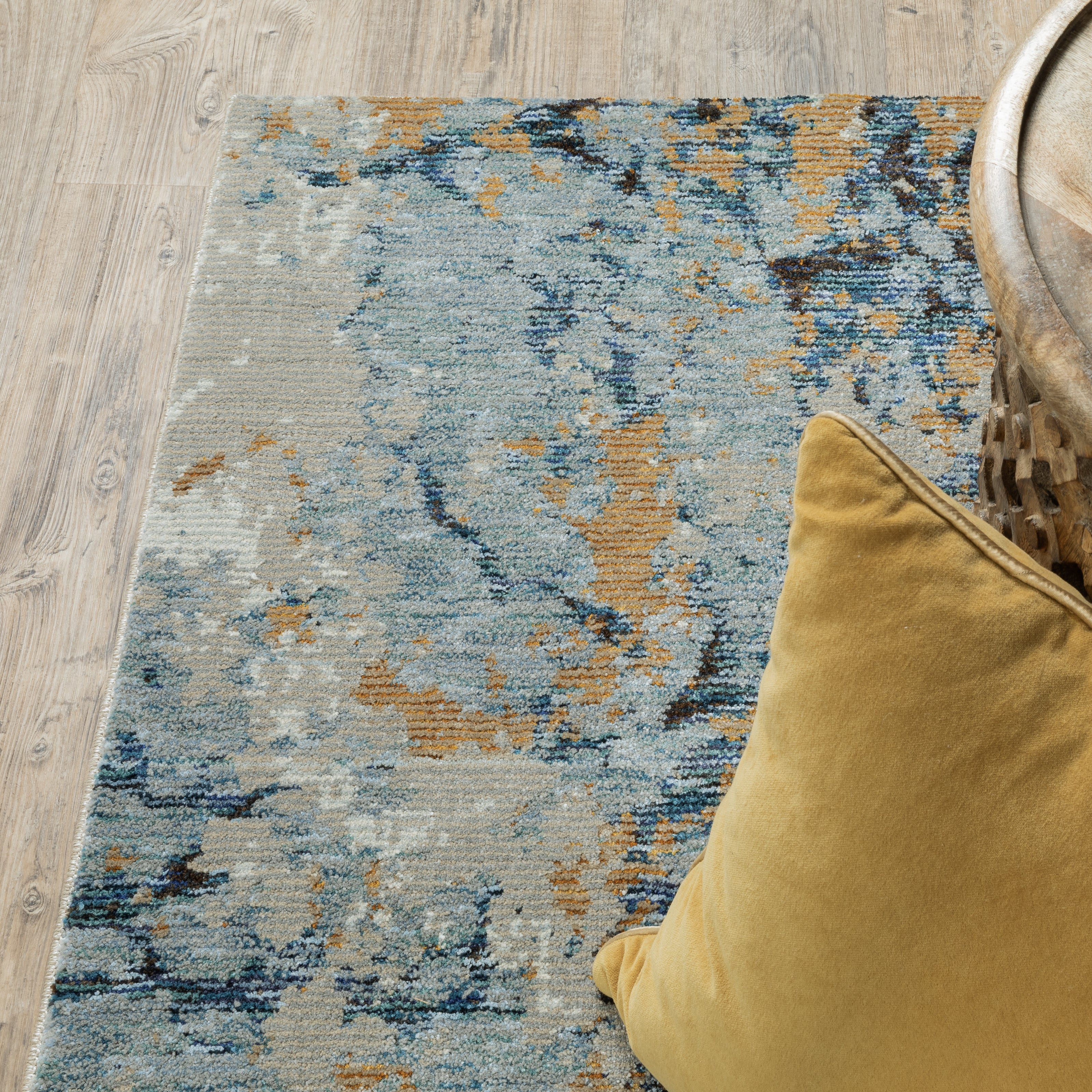 Oriental Weavers Evolution 980A Blue/Gold Area Rug