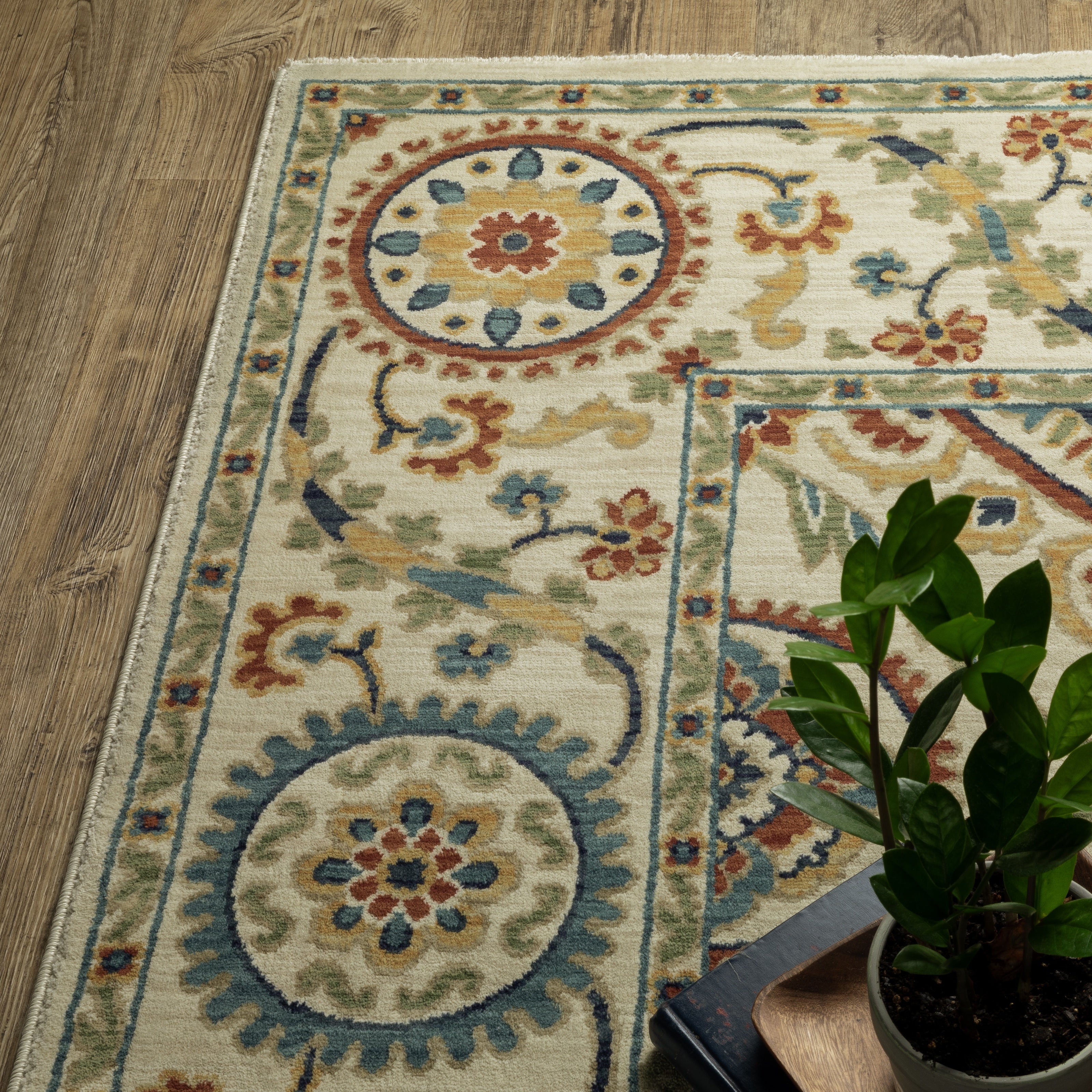 Oriental Weavers Francesca FR07A Ivory/Multi Area Rug