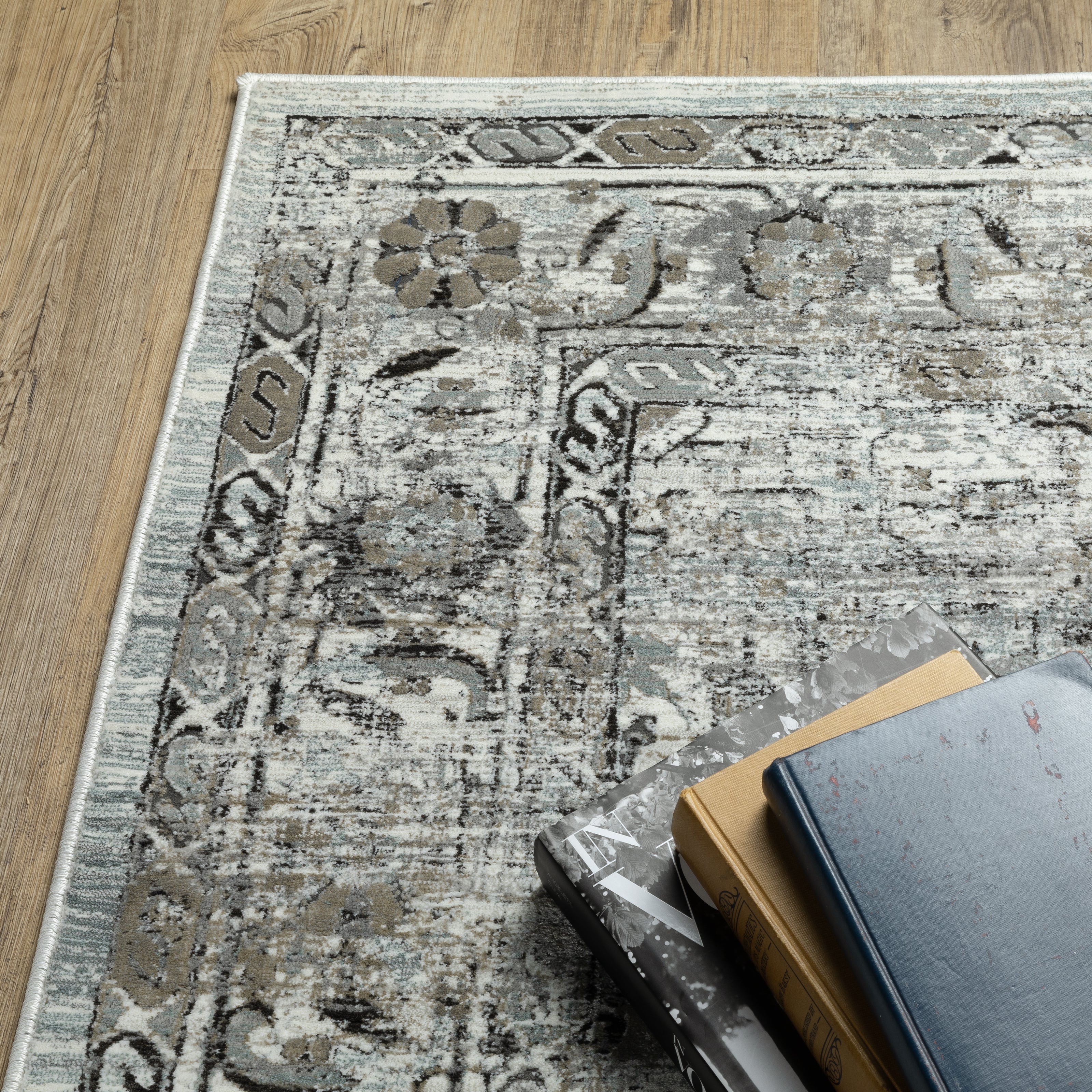 Oriental Weavers Gemini 20Z Grey/Blue Area Rug