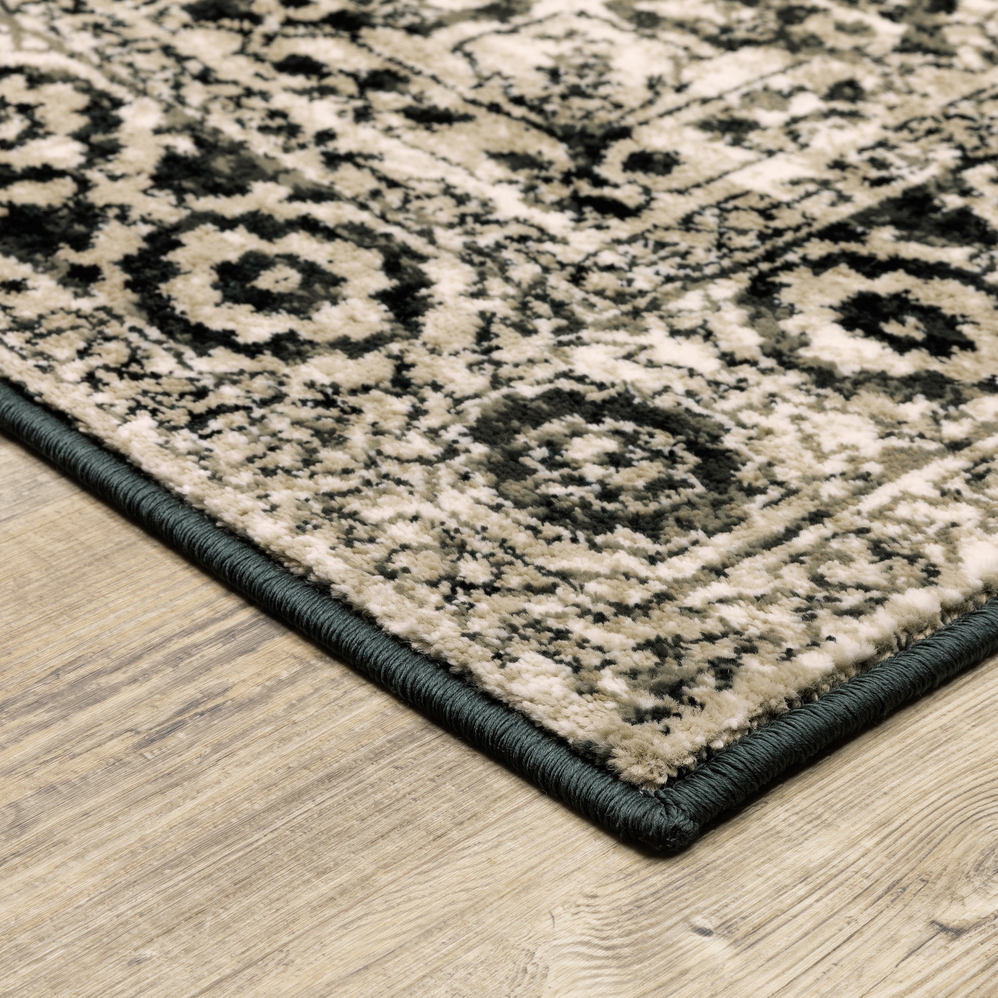 Oriental Weavers Georgia 429G Grey/Black Area Rug