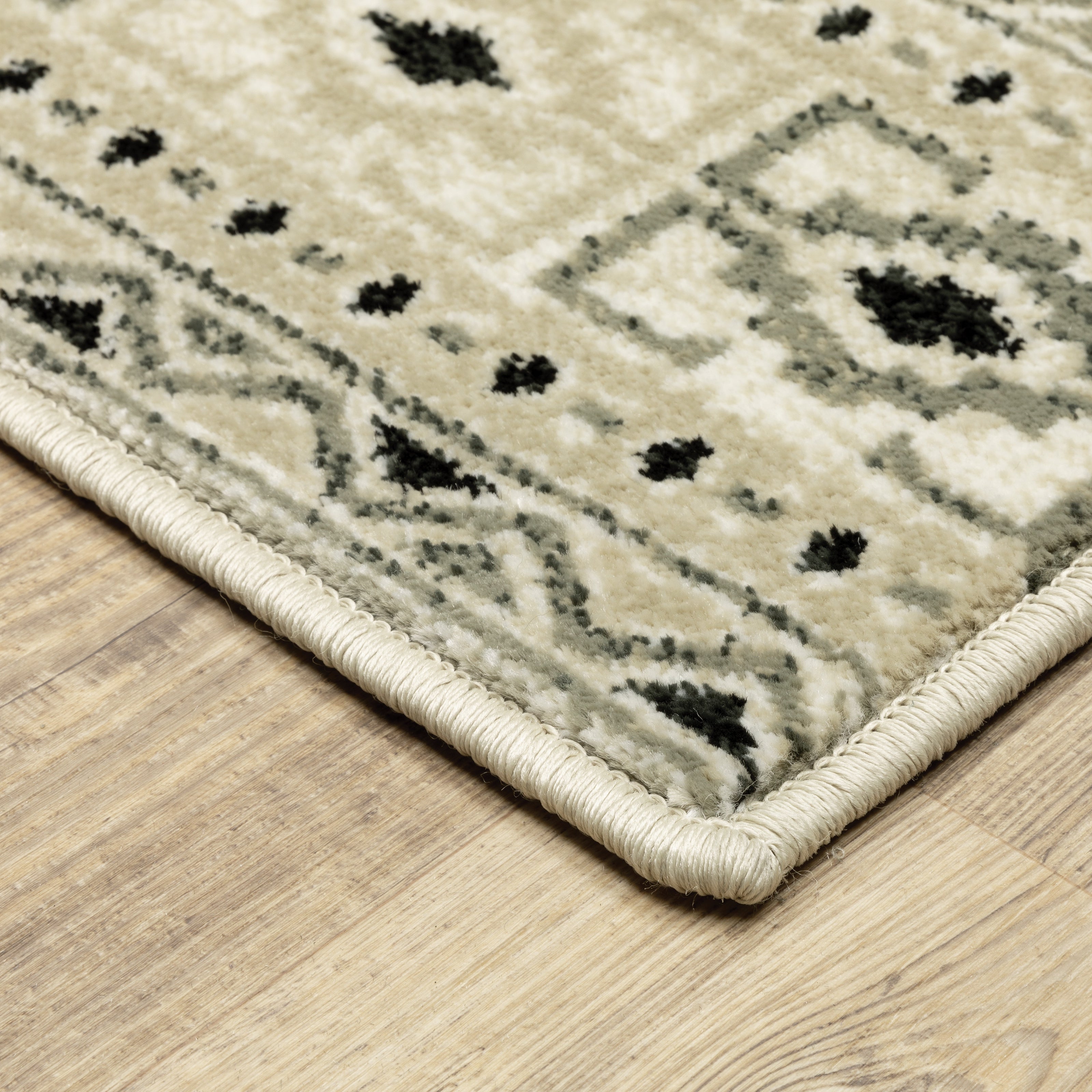 Oriental Weavers Georgia 643A Ivory/Grey Area Rug