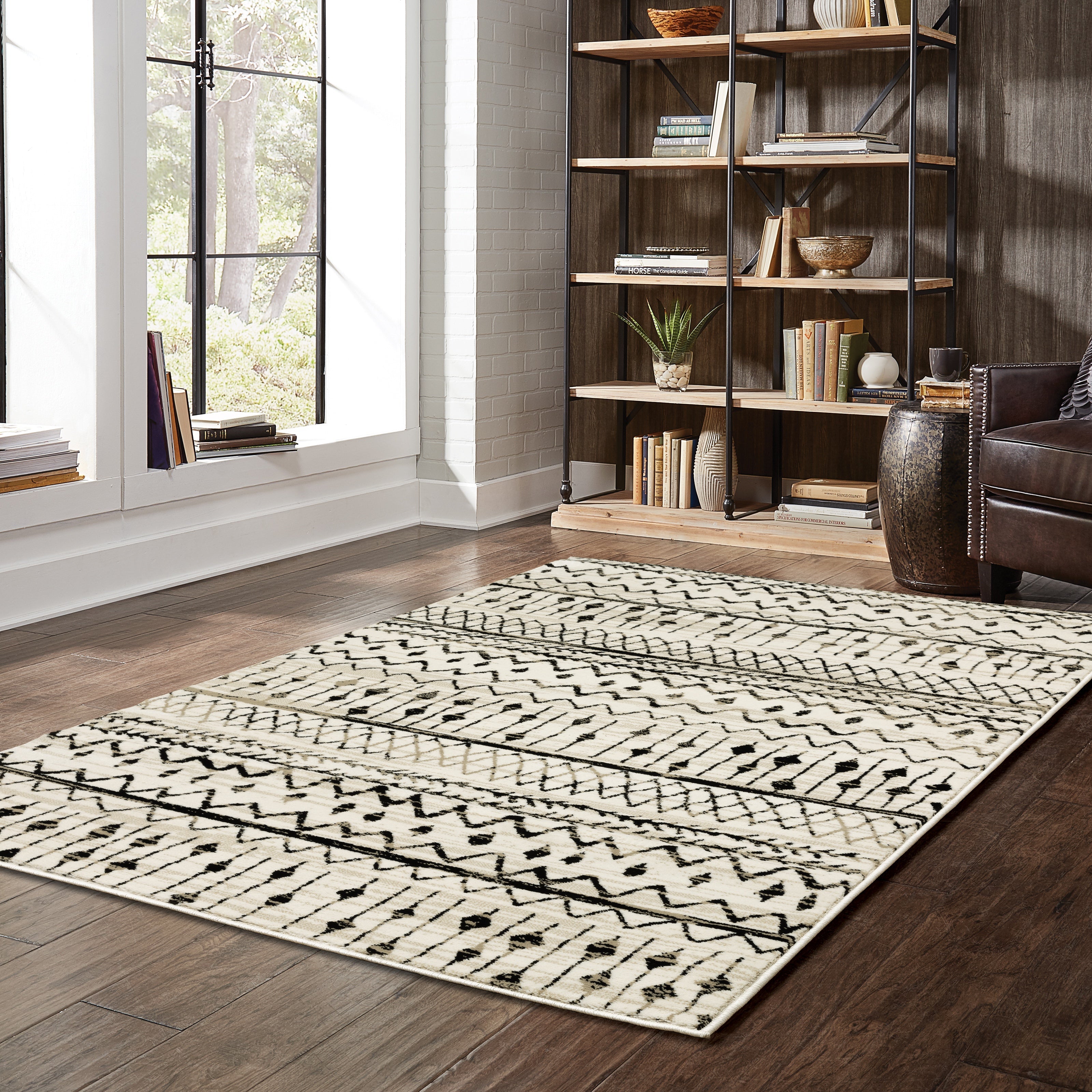 Oriental Weavers Georgia 8826E Ivory/Black Area Rug