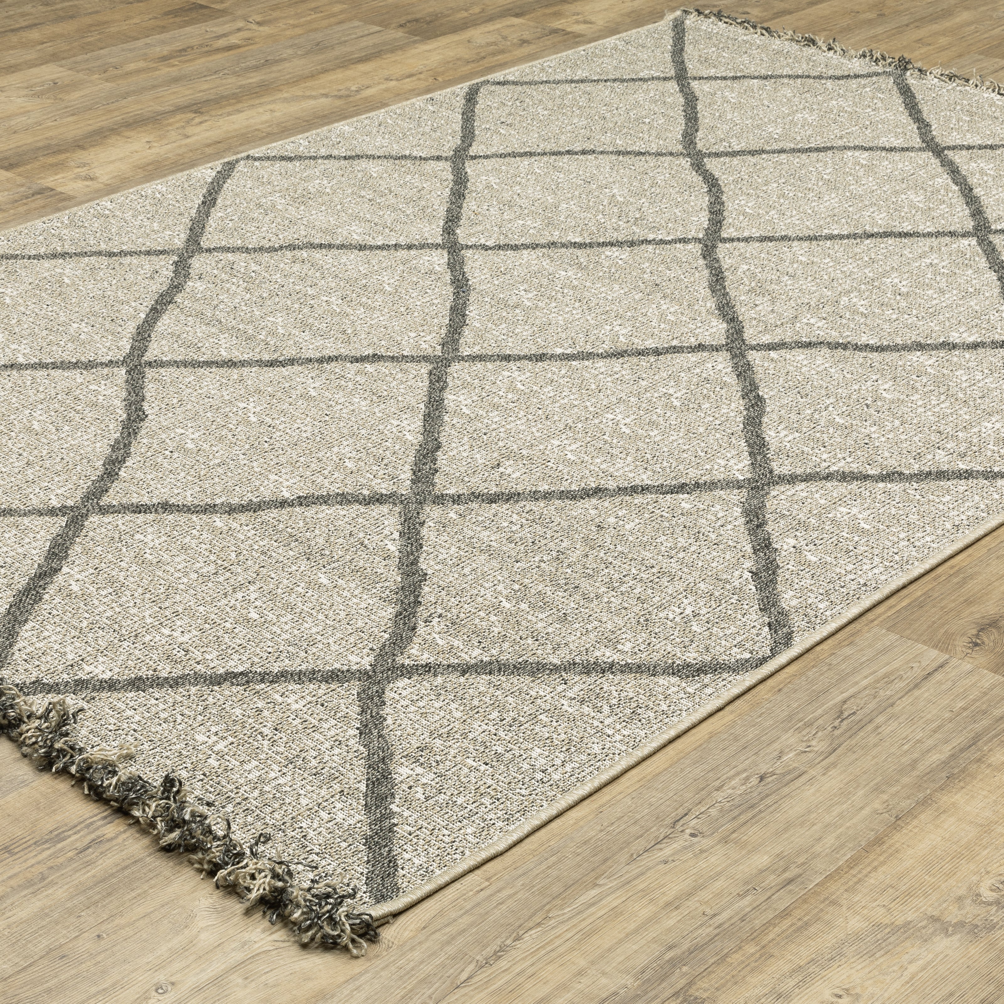 Oriental Weavers Gillian 4926A Beige/Black Area Rug