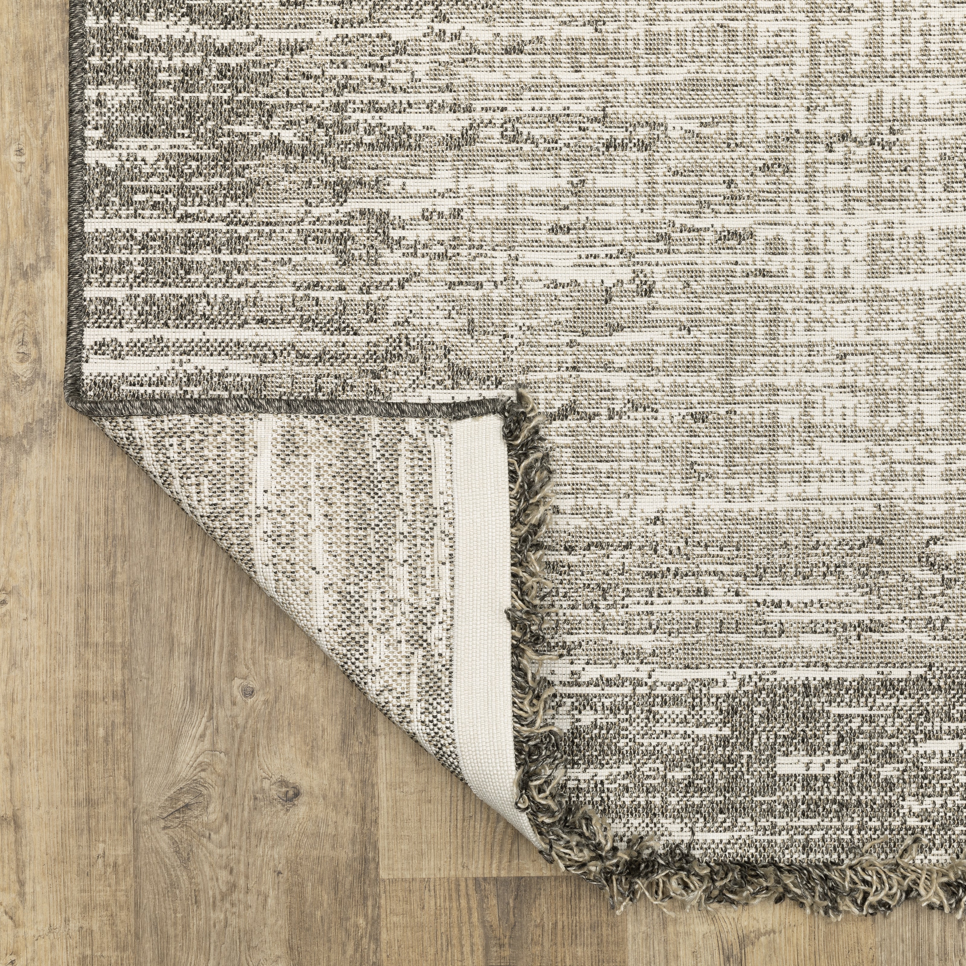 Oriental Weavers Gillian 502J Beige/Black Area Rug