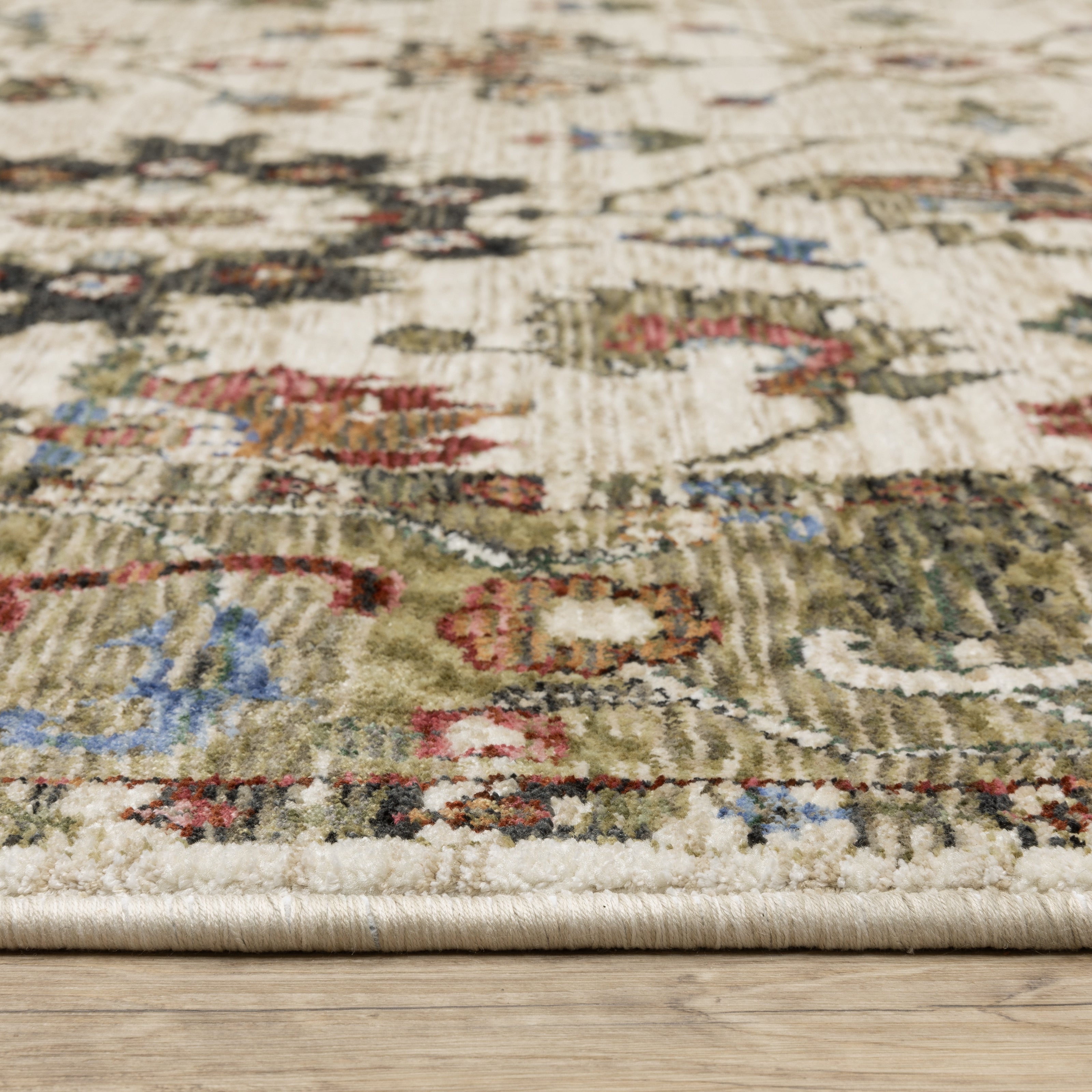 Oriental Weavers Hastings HA03W Ivory/Green Area Rug