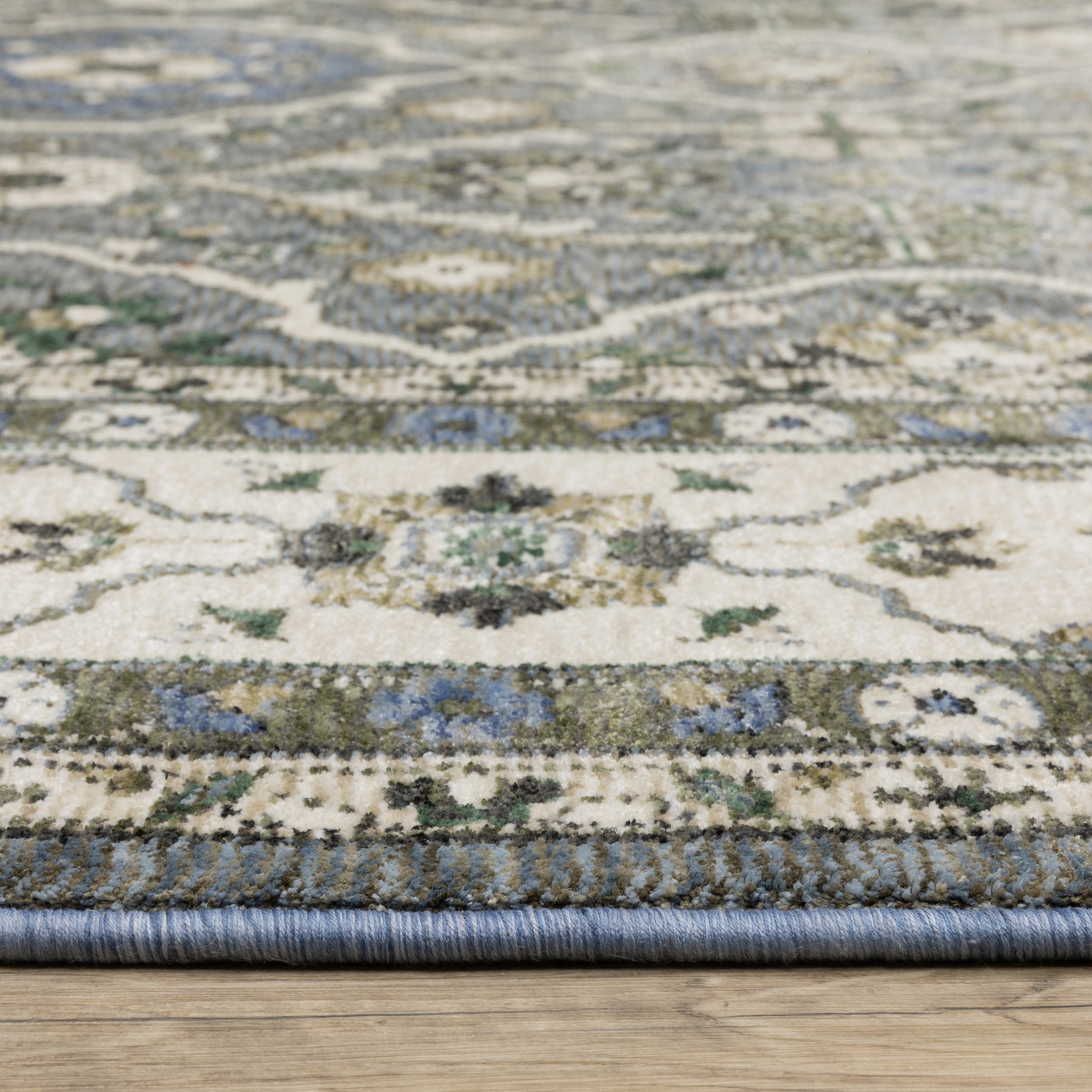Oriental Weavers Hastings HA07H Blue/Ivory Area Rug