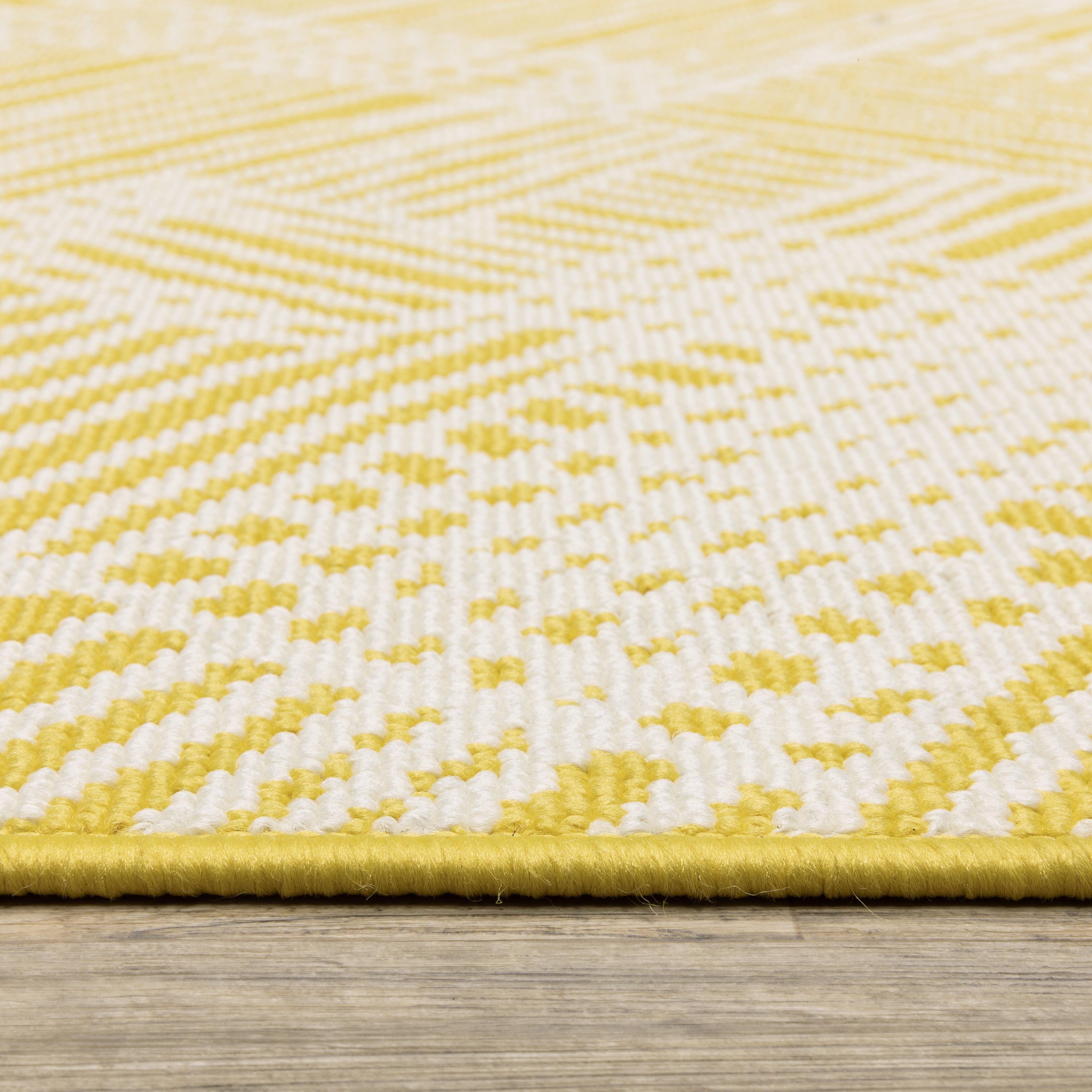 Oriental Weavers Havana HAV08 Yellow/Ivory Area Rug