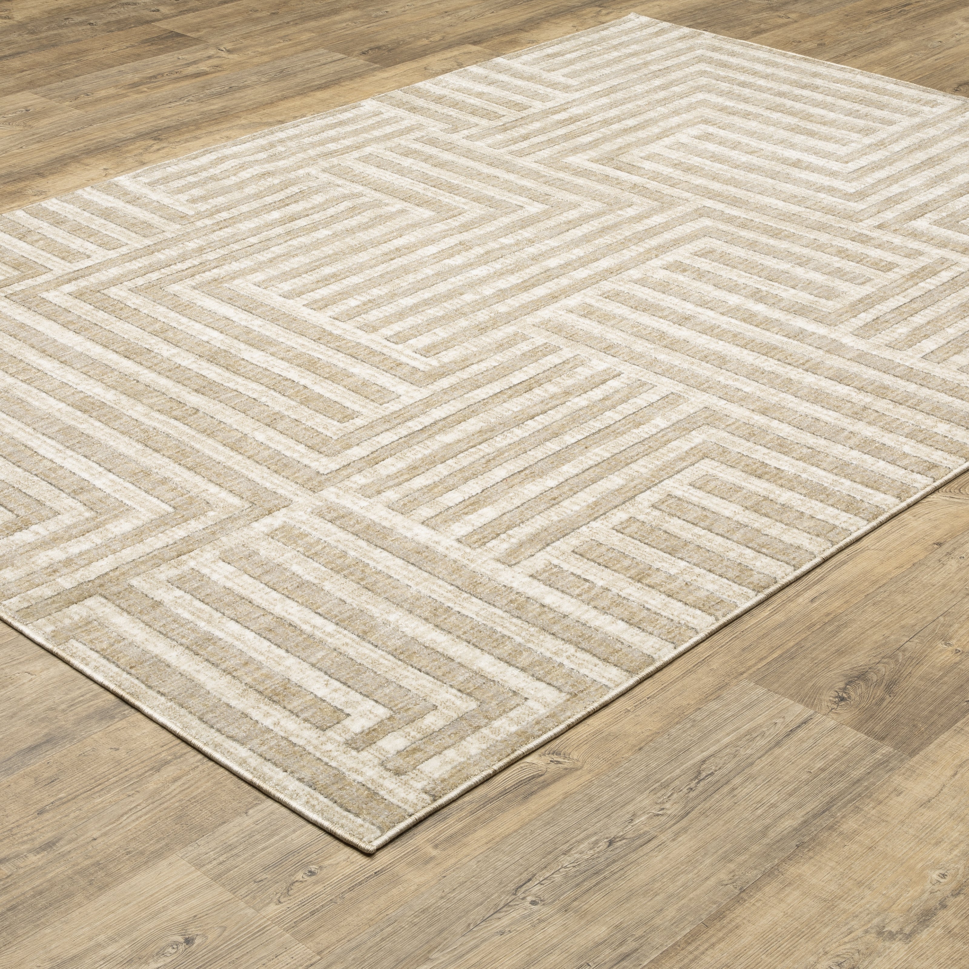 Oriental Weavers Hunter HNT03 Beige/Ivory Area Rug
