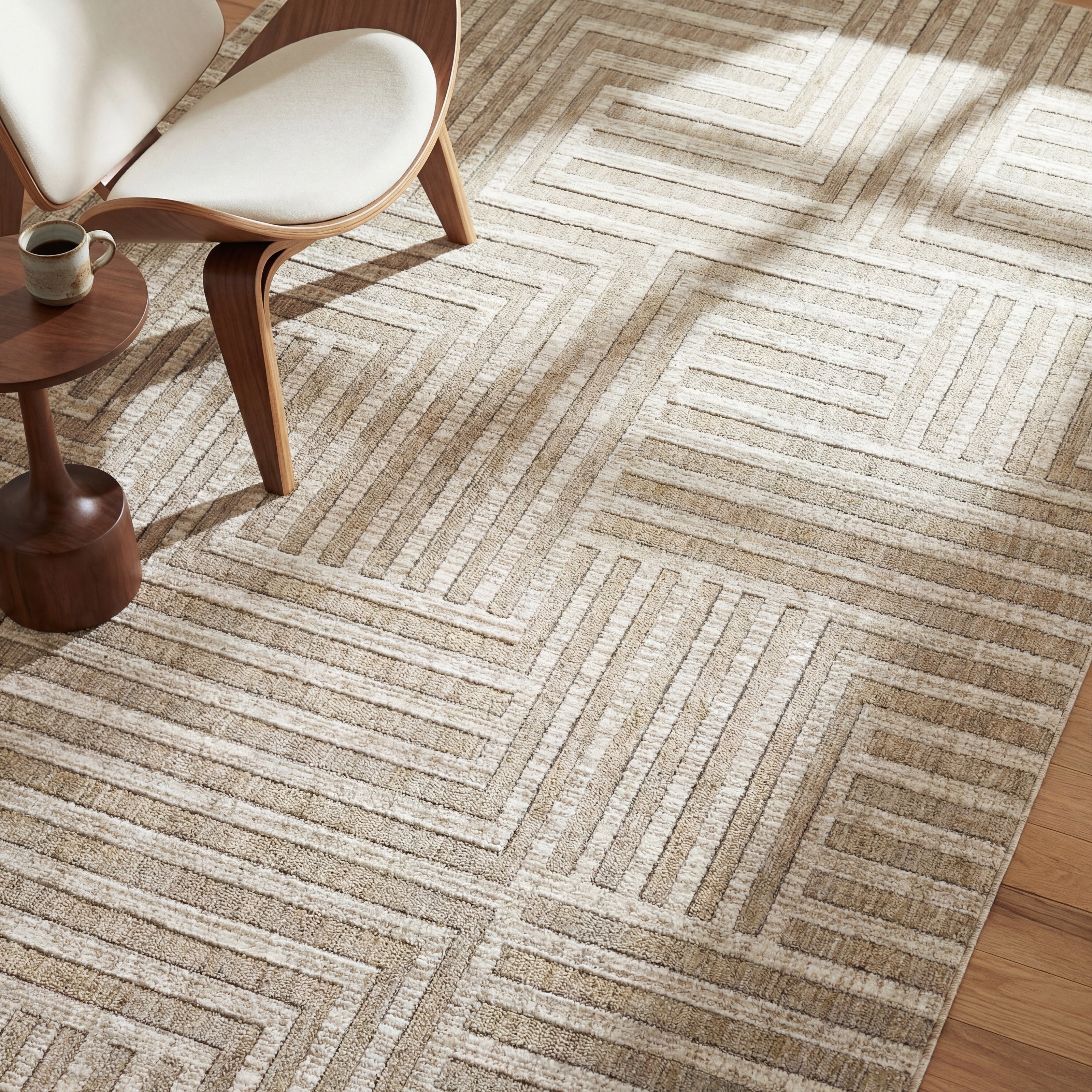 Oriental Weavers Hunter HNT03 Beige/Ivory Area Rug