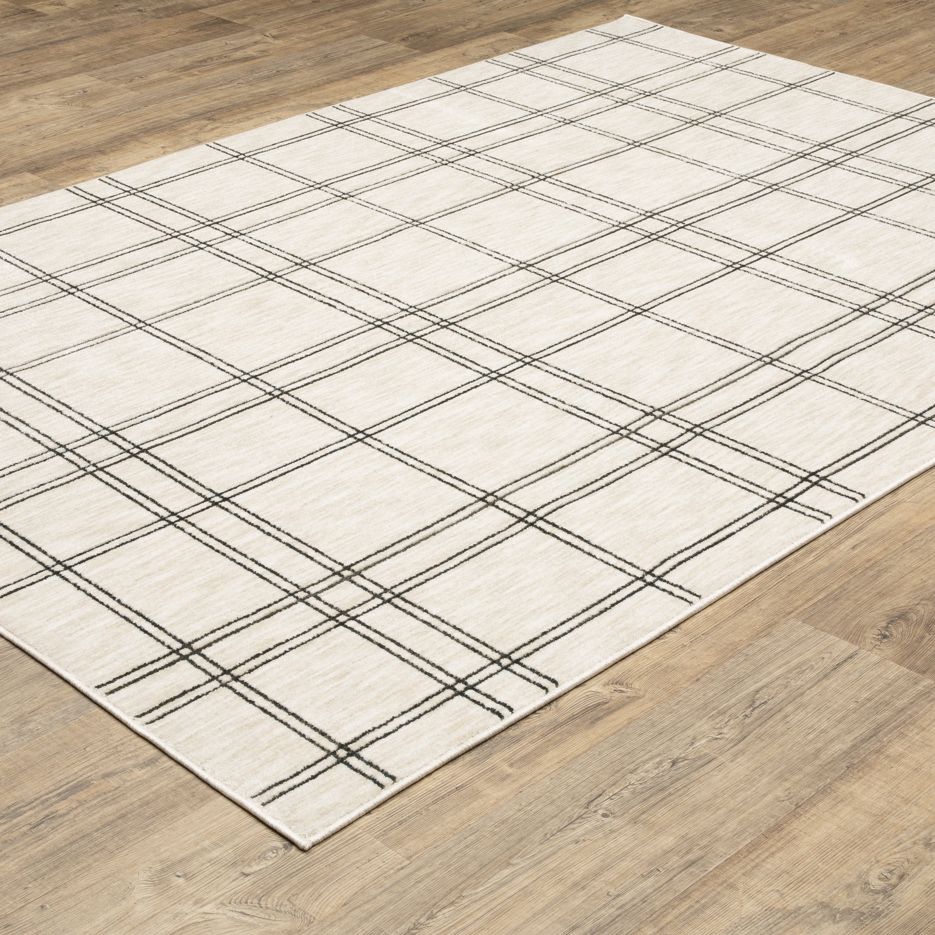 Oriental Weavers Hunter HNT07 Beige/Black Area Rug