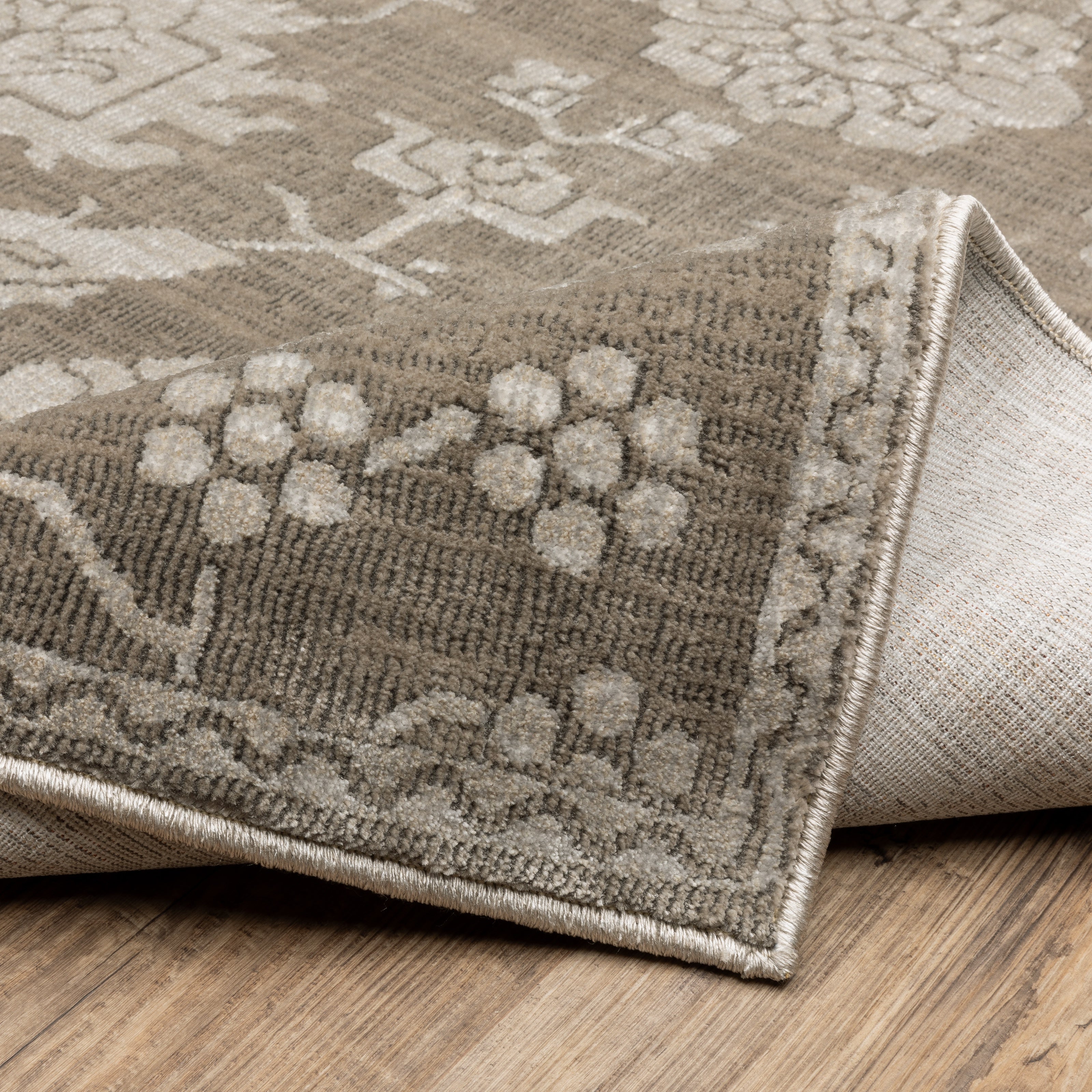 Oriental Weavers Intrigue INT01 Grey/Grey Area Rug