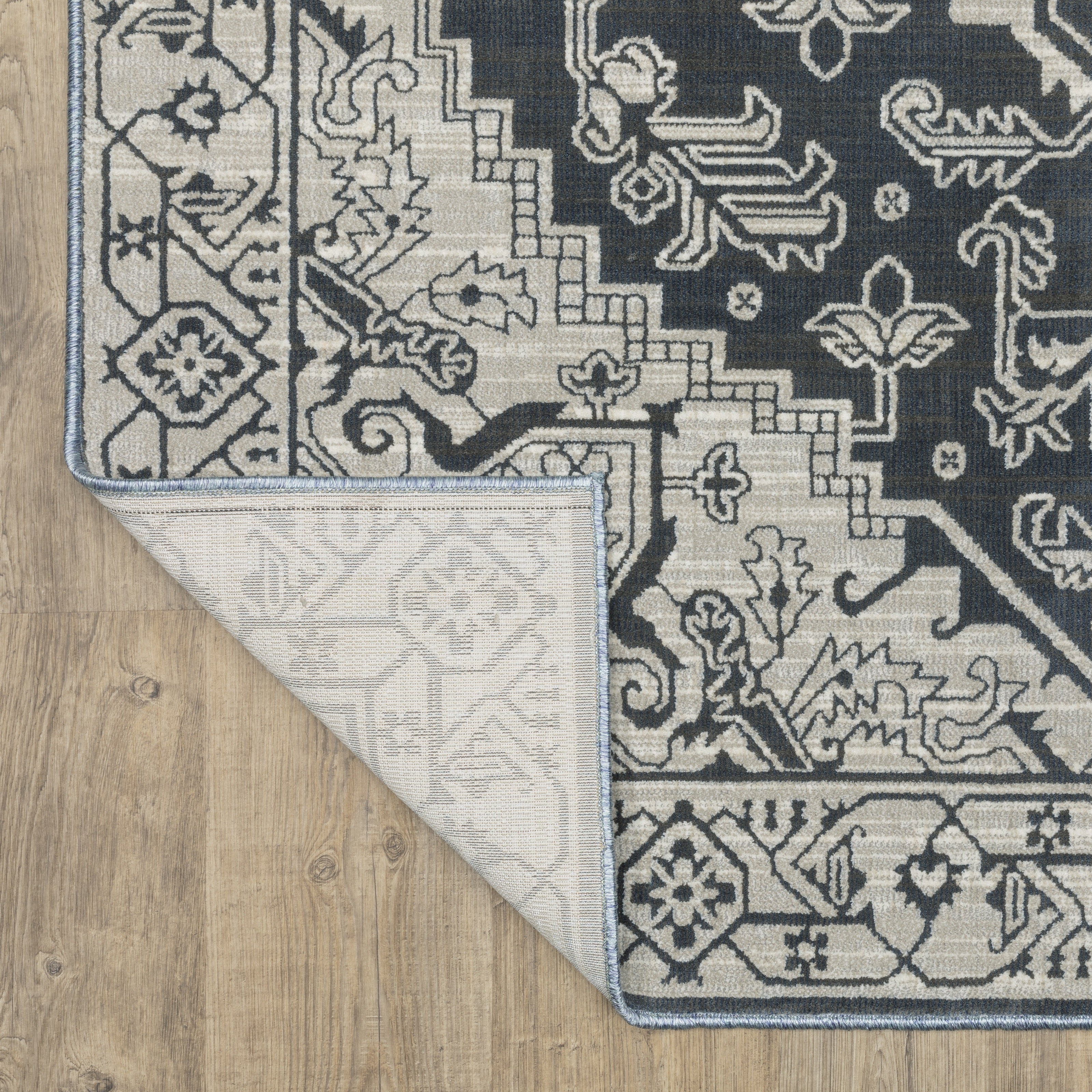 Oriental Weavers Intrigue INT07 Blue/Beige Area Rug