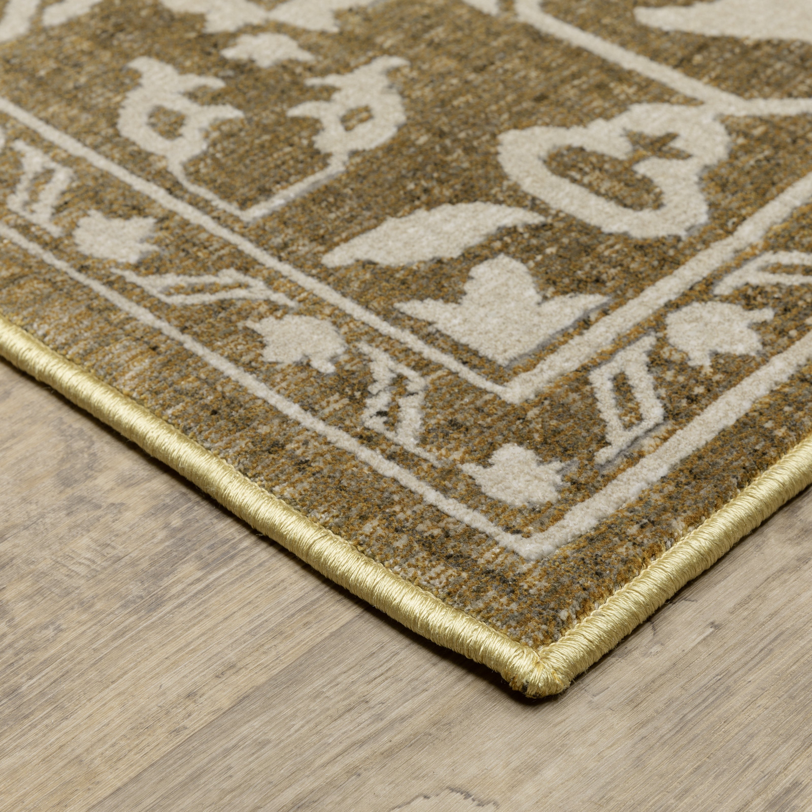 Oriental Weavers Intrigue INT11 Gold/Beige Area Rug