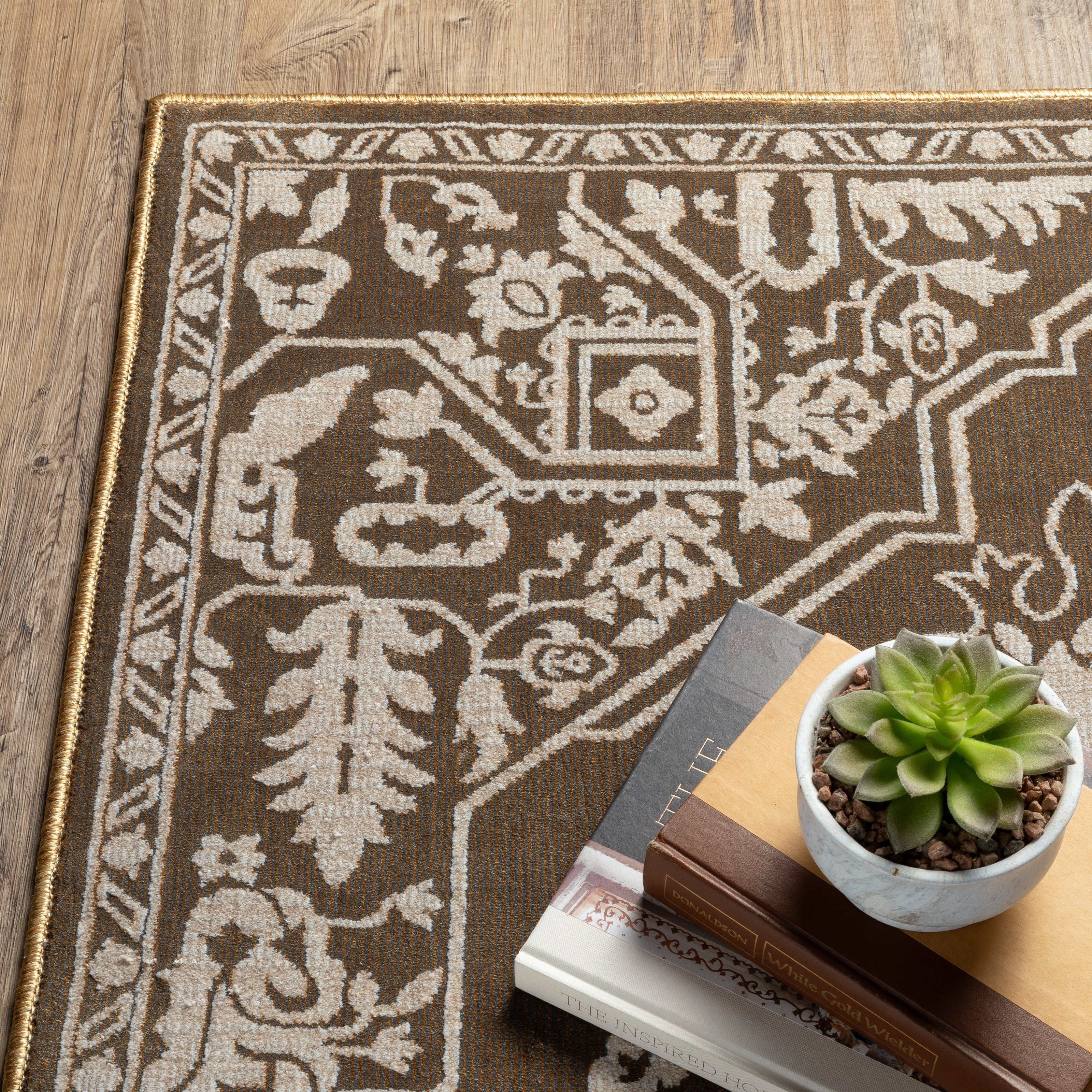 Oriental Weavers Intrigue INT11 Gold/Beige Area Rug