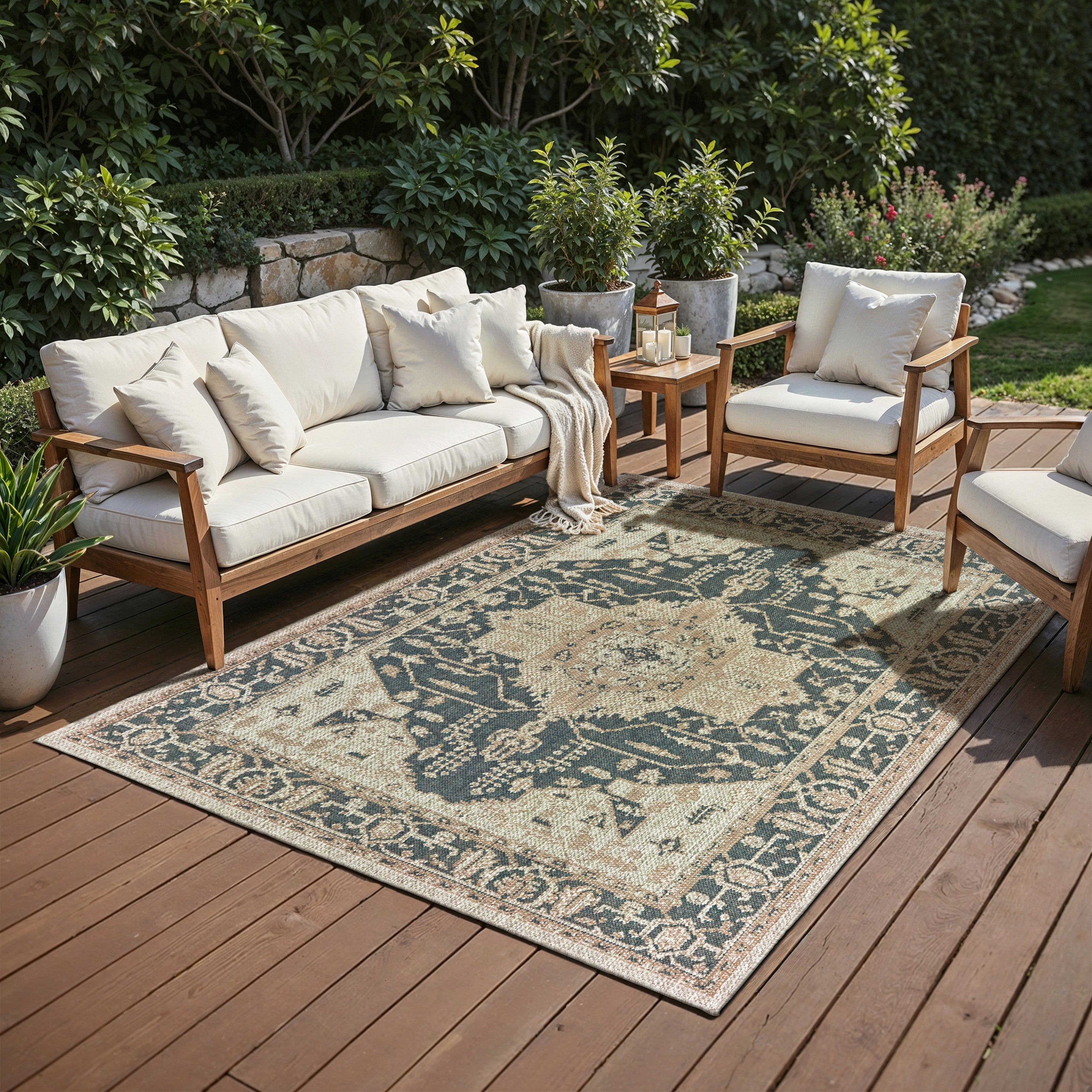 Oriental Weavers Latitude 1J Grey/Gold Area Rug